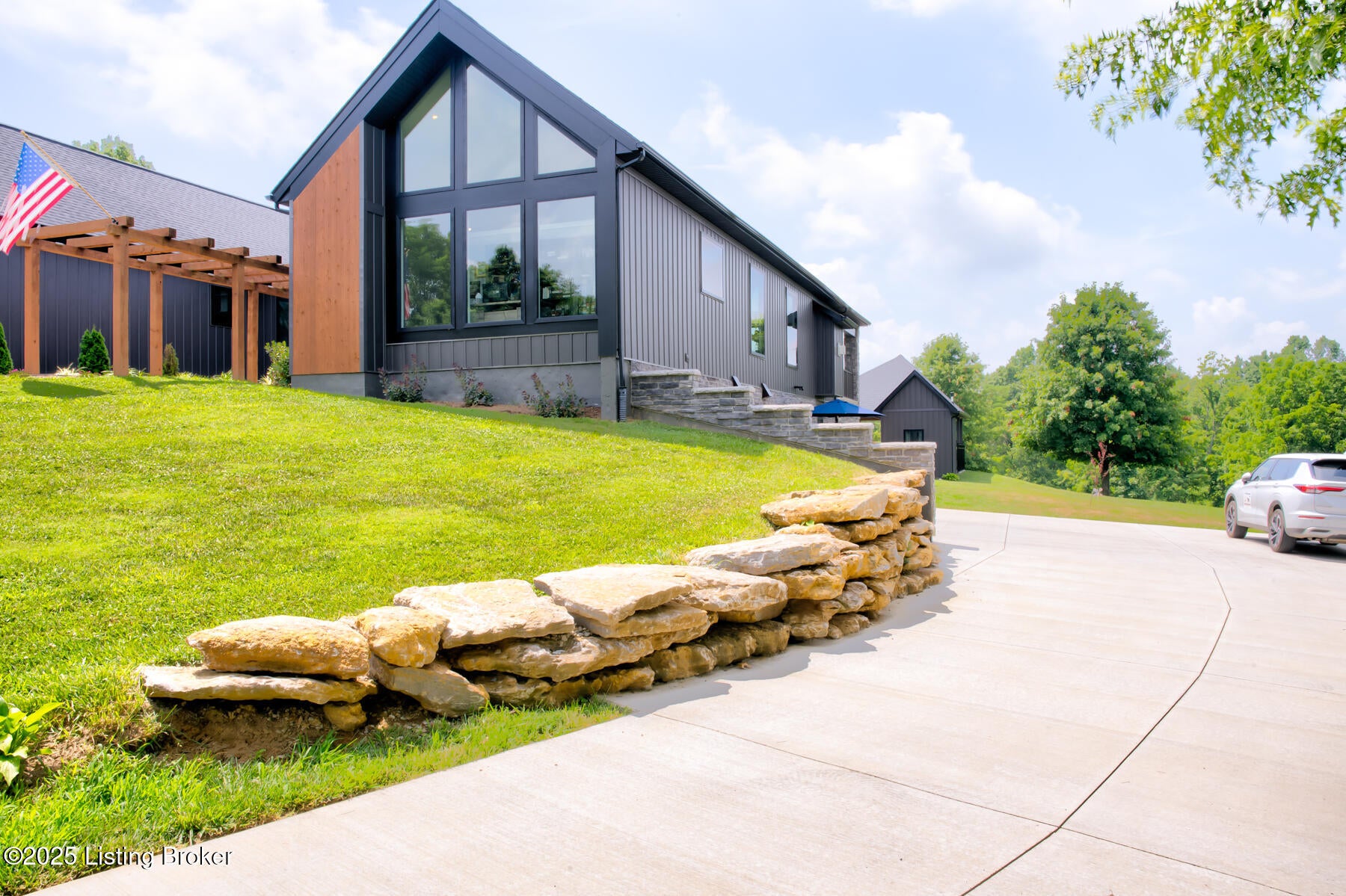 Taylorsville, Kentucky, 40071, United States, ,5 BathroomsBathrooms,Residential,Active,1900170