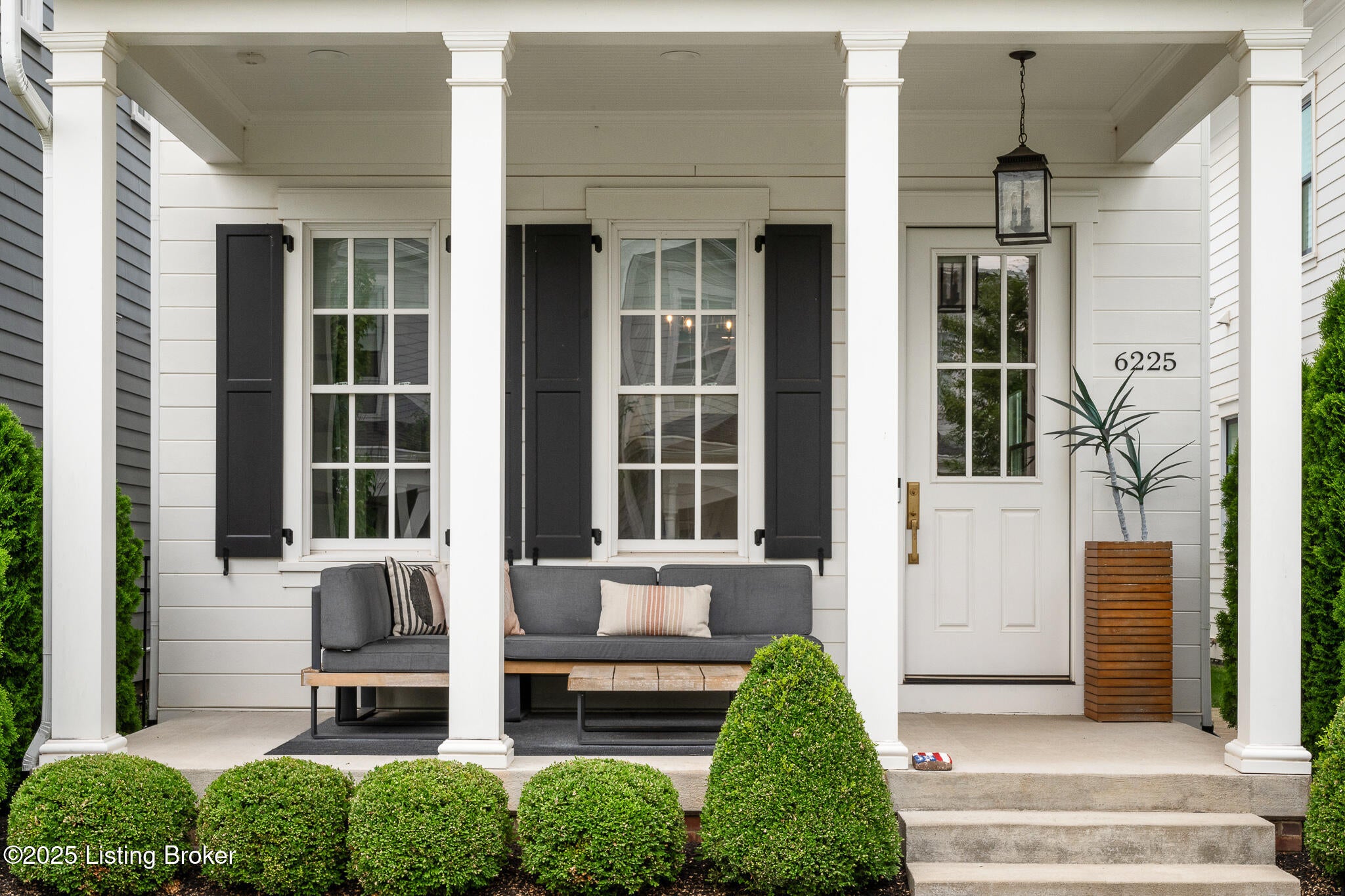 Prospect, Kentucky, 40059, United States, 4 Bedrooms Bedrooms, ,4 BathroomsBathrooms,Residential,Active,1997566