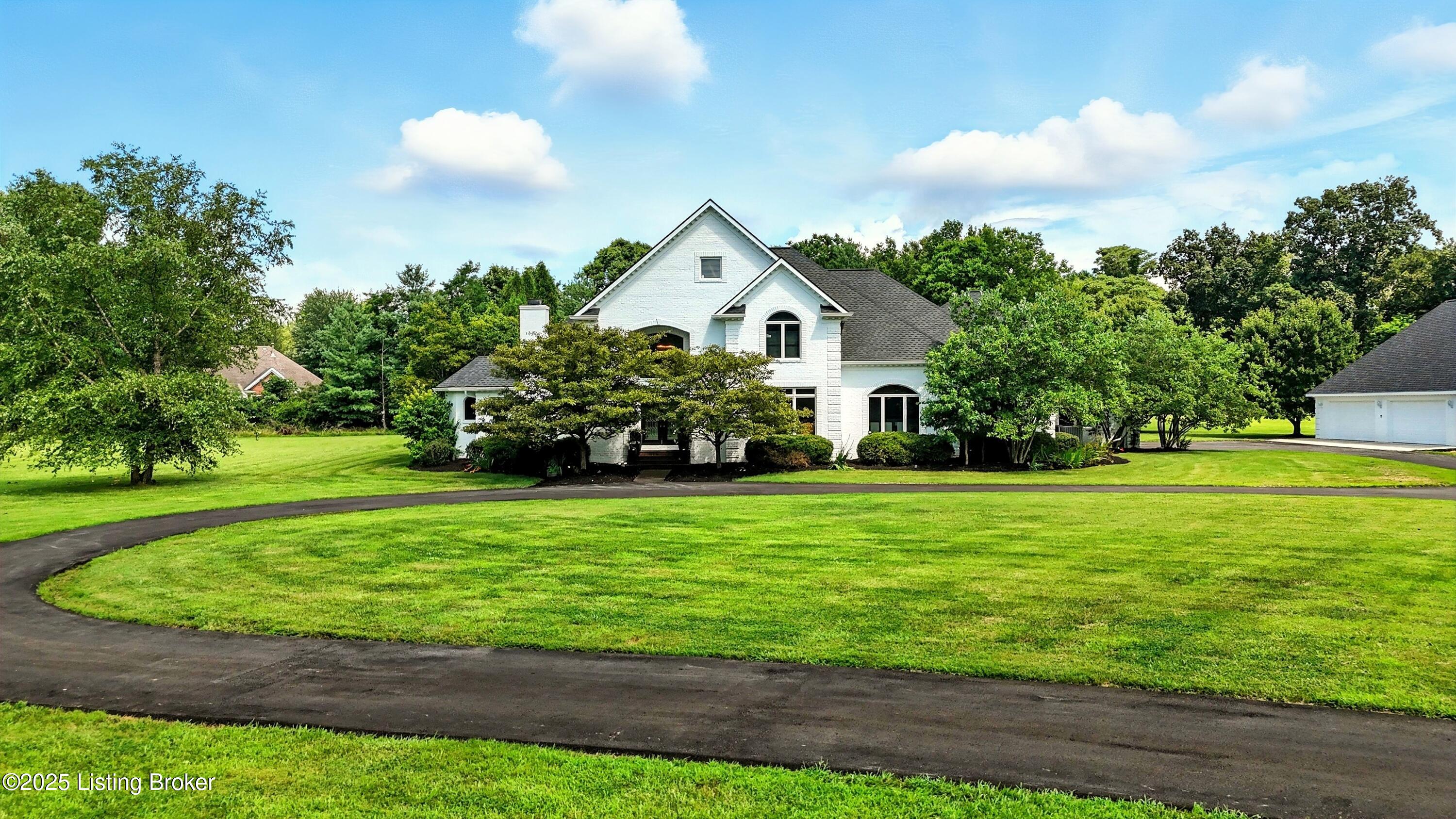 Louisville, Kentucky, 40223, United States, 5 Bedrooms Bedrooms, ,5 BathroomsBathrooms,Residential,Active,1968407