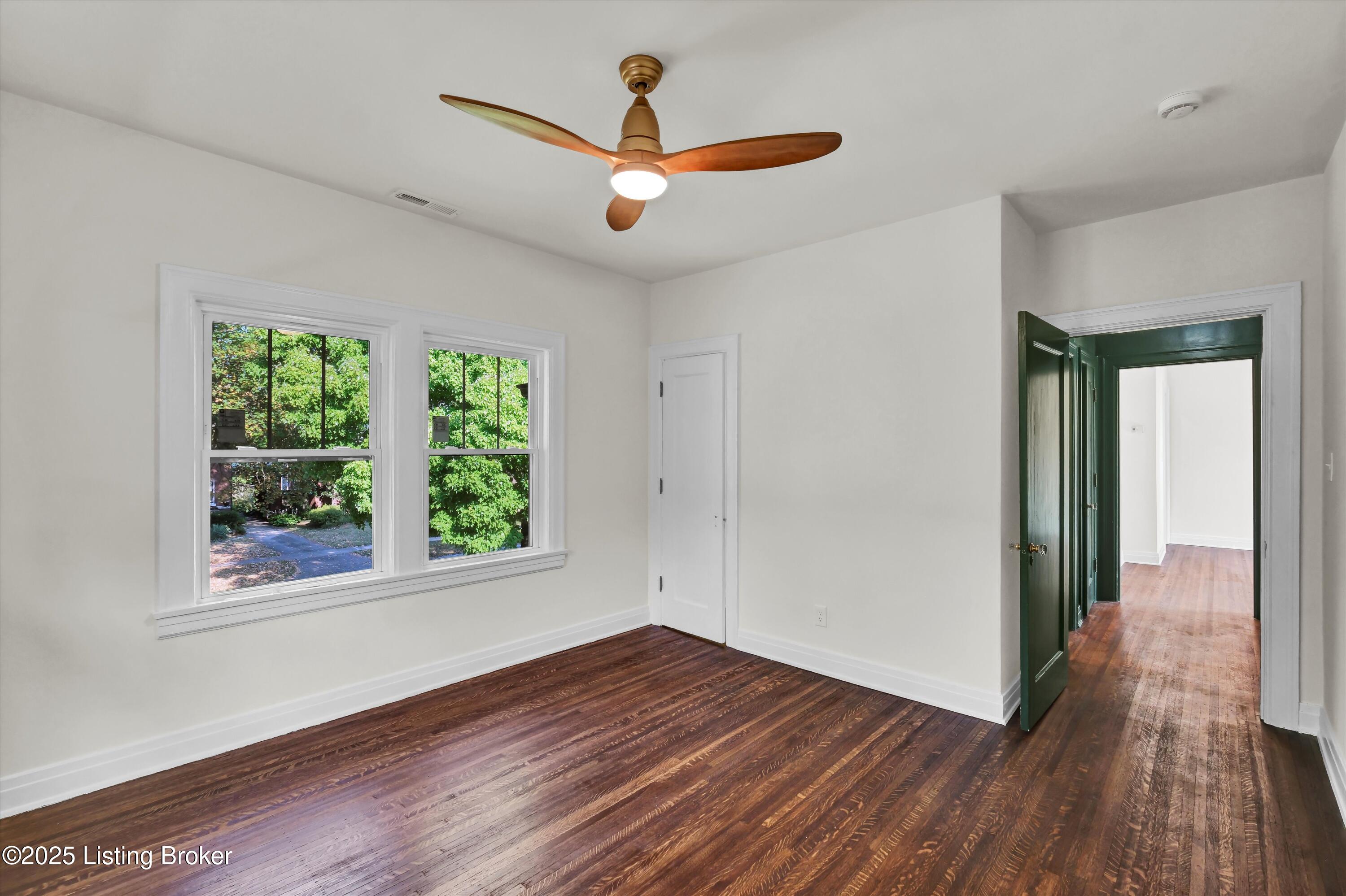 Louisville, Kentucky, 40205, United States, 4 Bedrooms Bedrooms, ,5 BathroomsBathrooms,Residential,Active,1987233