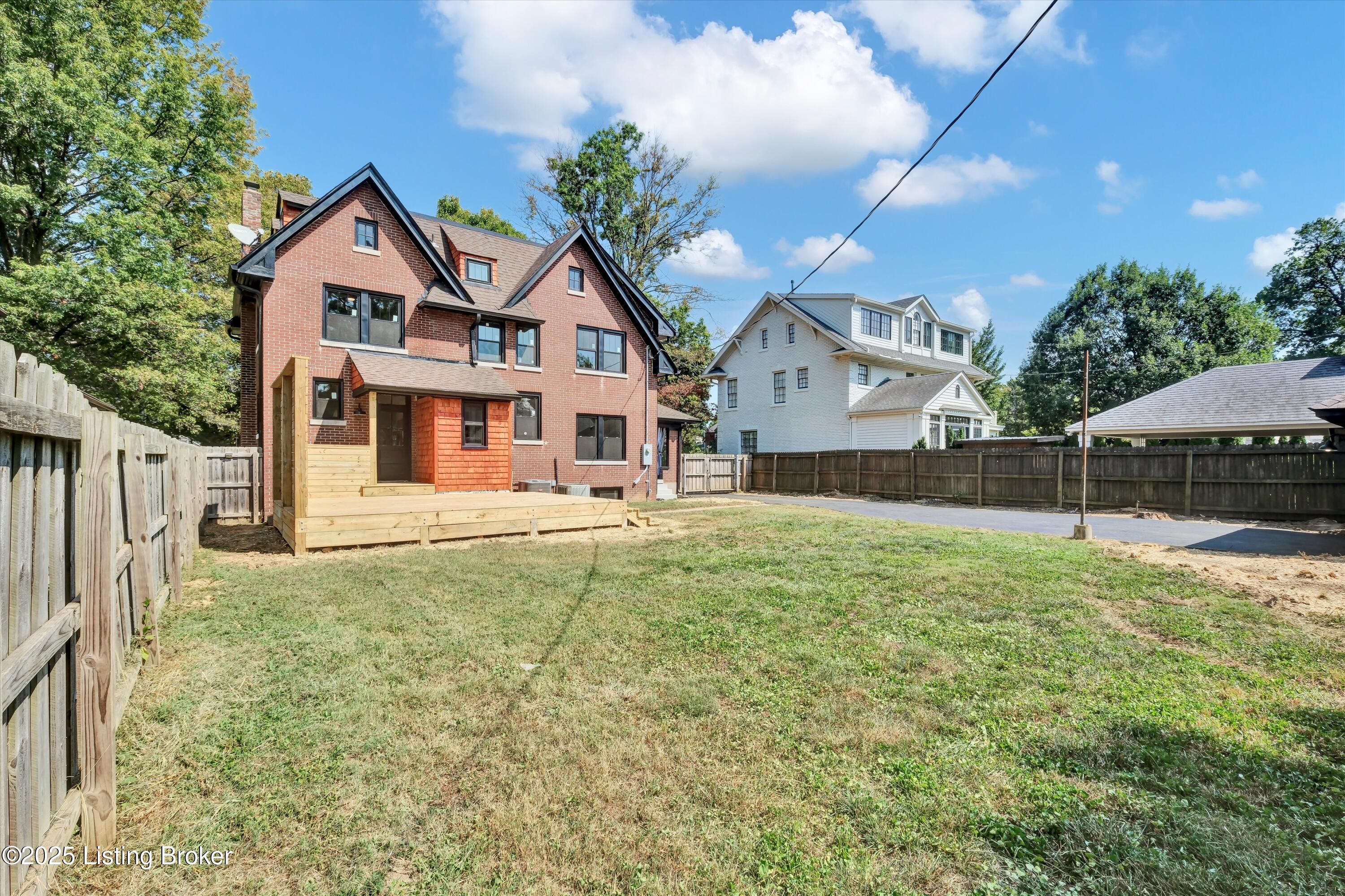 Louisville, Kentucky, 40205, United States, 4 Bedrooms Bedrooms, ,5 BathroomsBathrooms,Residential,Active,1987233