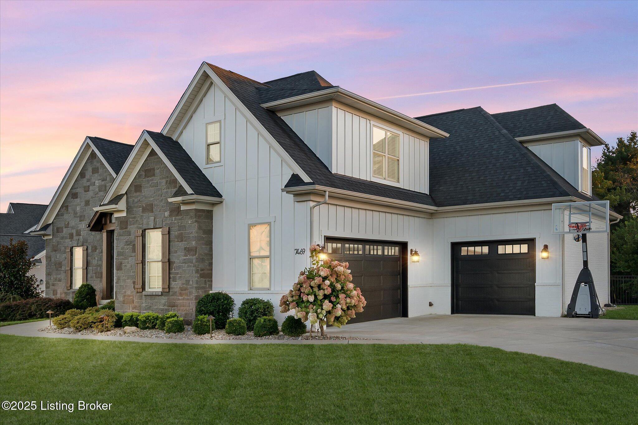 Crestwood, Kentucky, 40014, United States, 6 Bedrooms Bedrooms, ,5 BathroomsBathrooms,Residential,Active,1926918