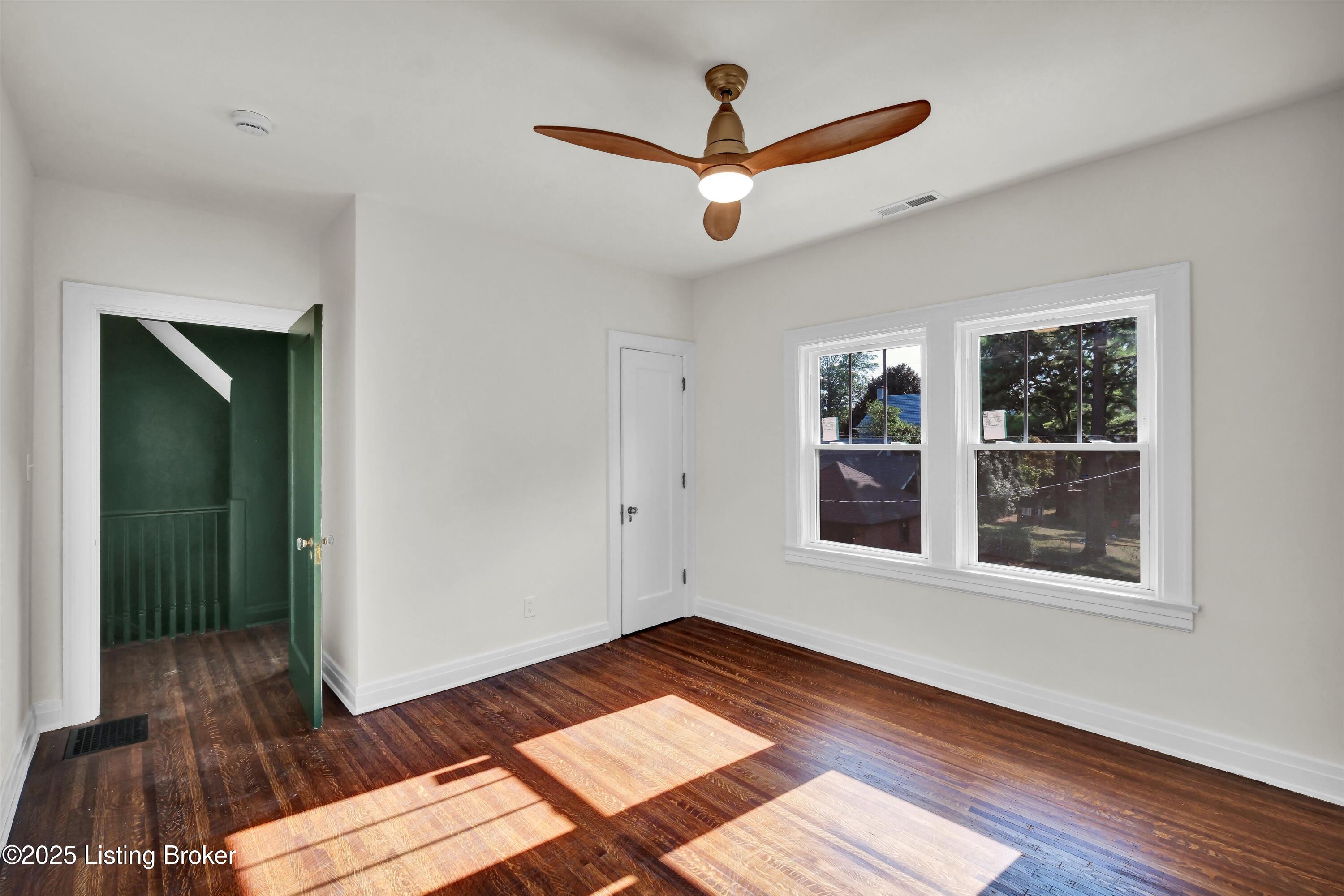 Louisville, Kentucky, 40205, United States, 4 Bedrooms Bedrooms, ,5 BathroomsBathrooms,Residential,Active,1987233