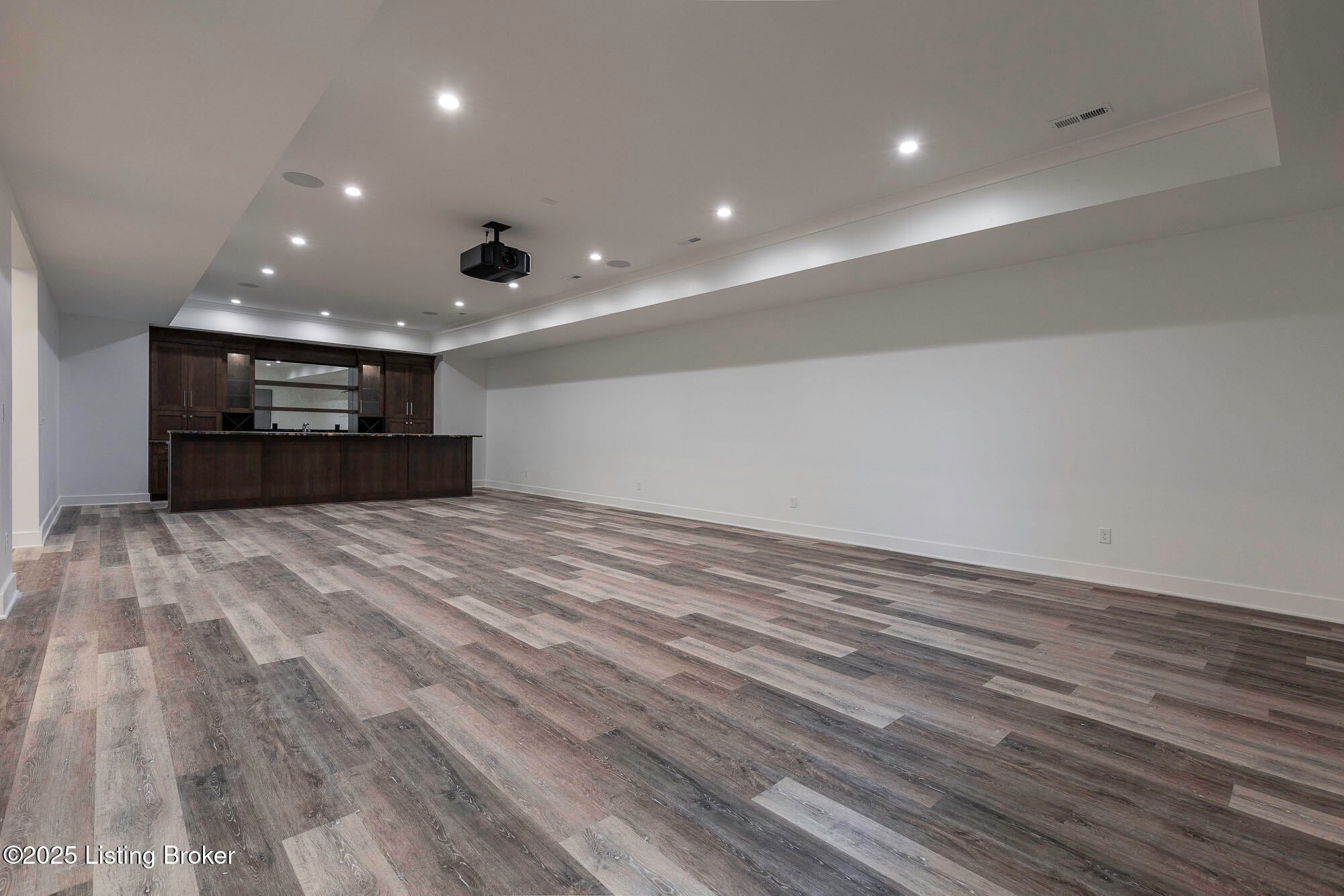 Prospect, Kentucky, 40059, United States, 5 Bedrooms Bedrooms, ,7 BathroomsBathrooms,Residential,Active,1894198