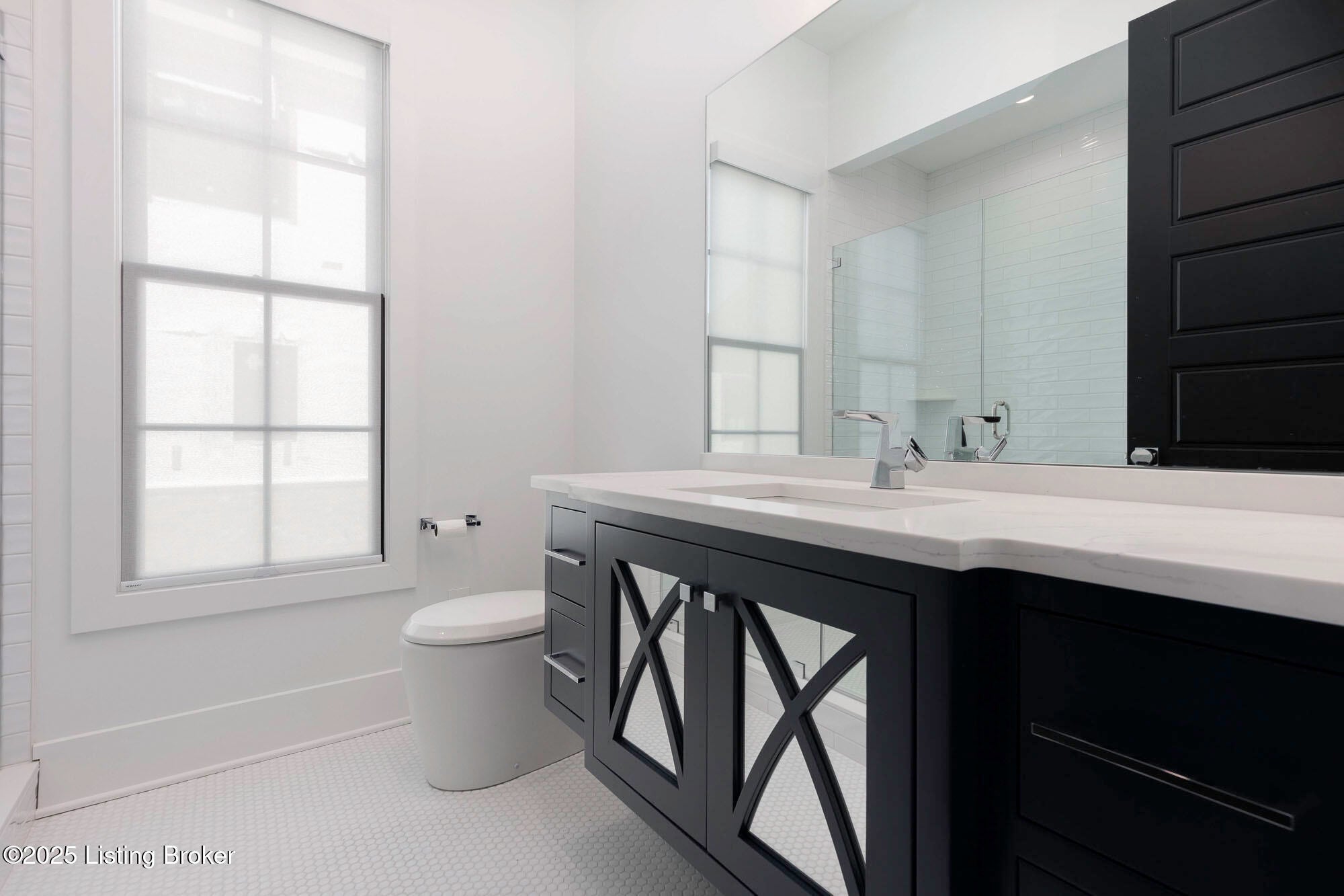 Prospect, Kentucky, 40059, United States, 5 Bedrooms Bedrooms, ,7 BathroomsBathrooms,Residential,Active,1894198