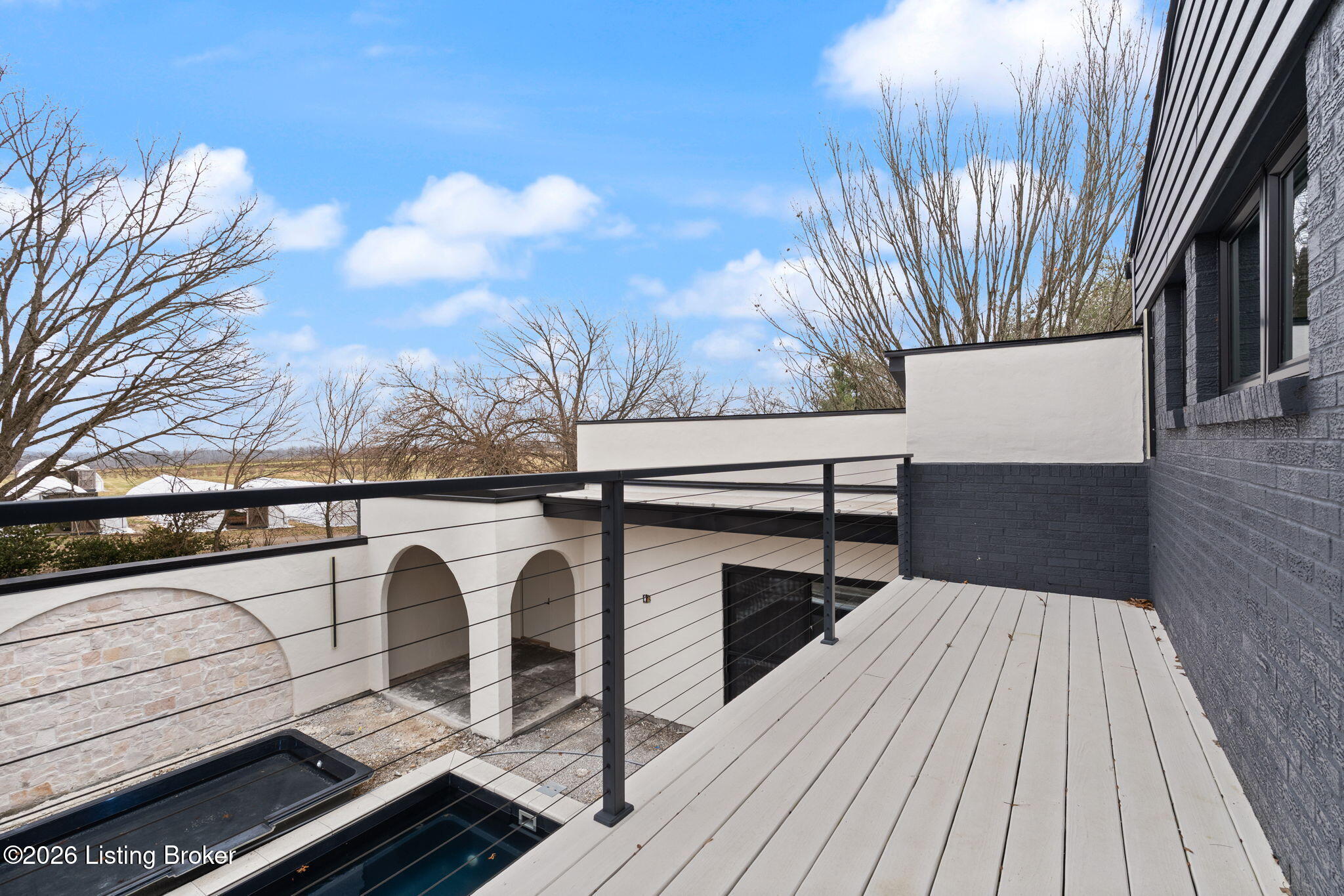 Shelbyville, Kentucky, 40065, United States, 5 Bedrooms Bedrooms, ,5 BathroomsBathrooms,Residential,Active,2007617