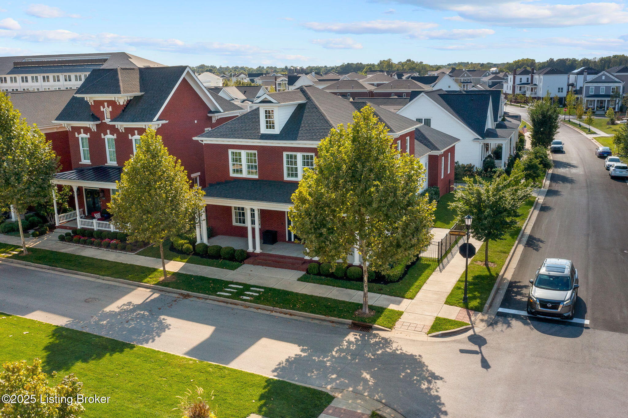 Prospect, Kentucky, 40059, United States, 6 Bedrooms Bedrooms, ,5 BathroomsBathrooms,Residential,Active,1926893