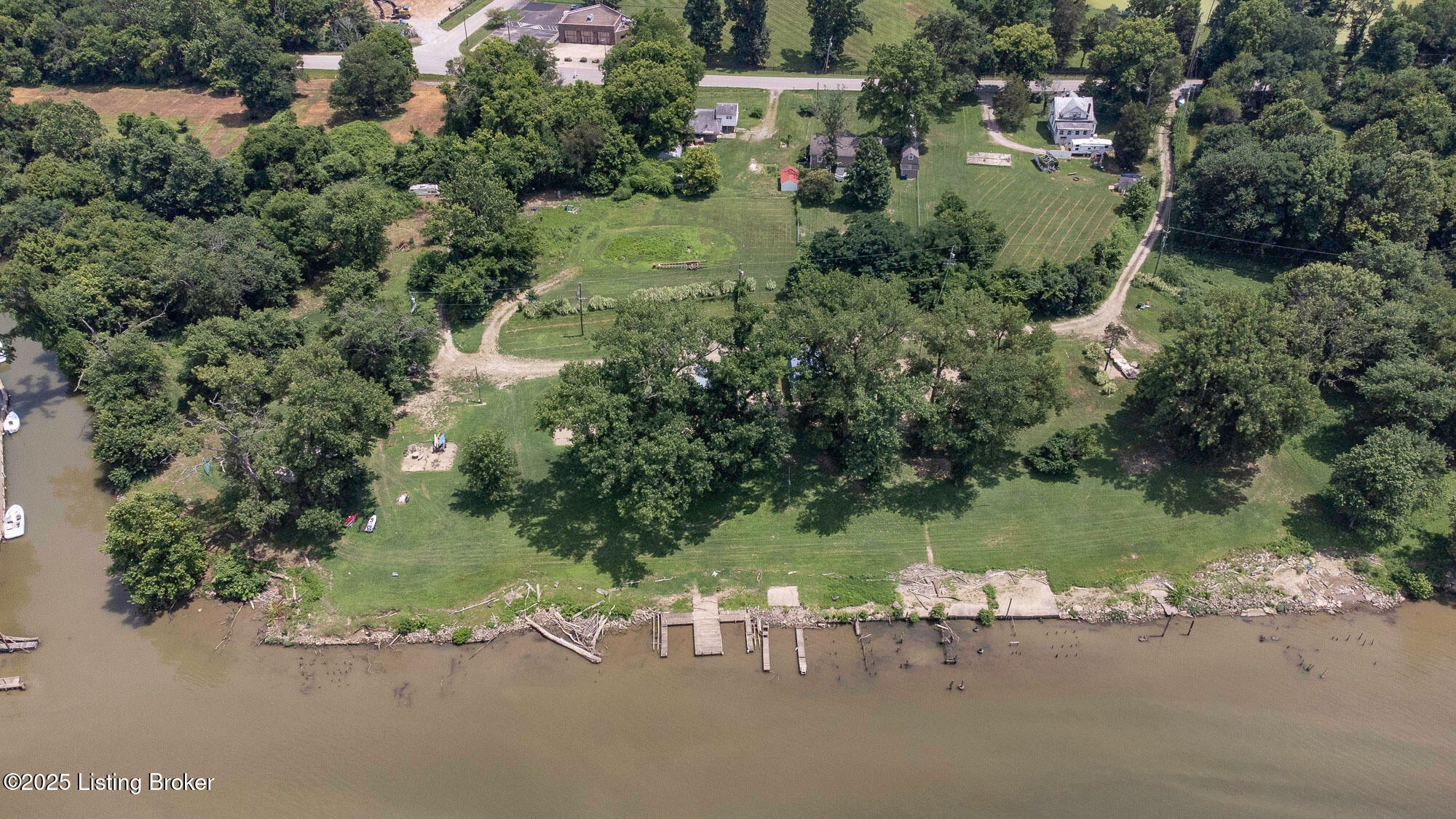 Louisville, Kentucky, 40222, United States, ,2 BathroomsBathrooms,Residential,Active,1888490