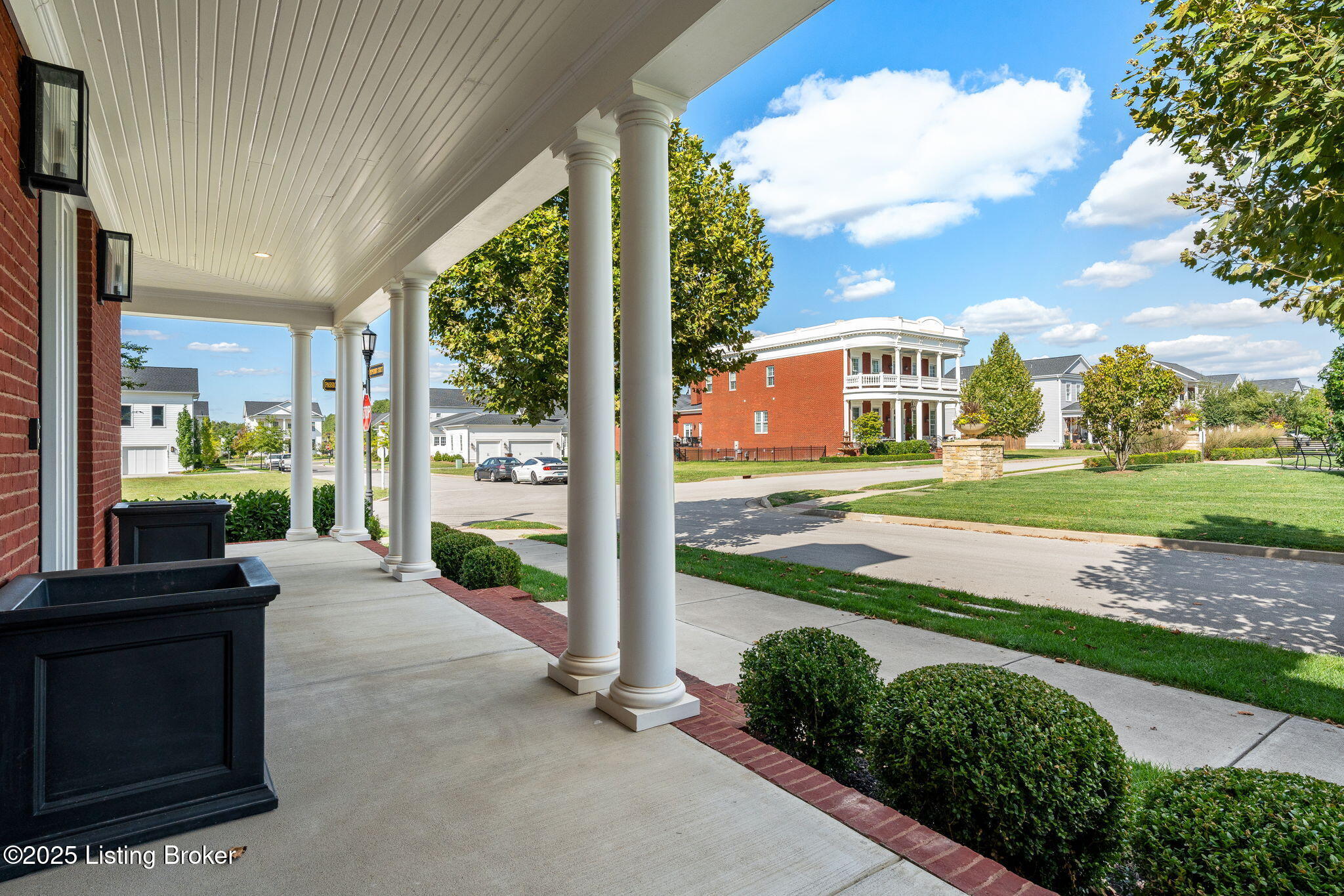Prospect, Kentucky, 40059, United States, 6 Bedrooms Bedrooms, ,5 BathroomsBathrooms,Residential,Active,1926893