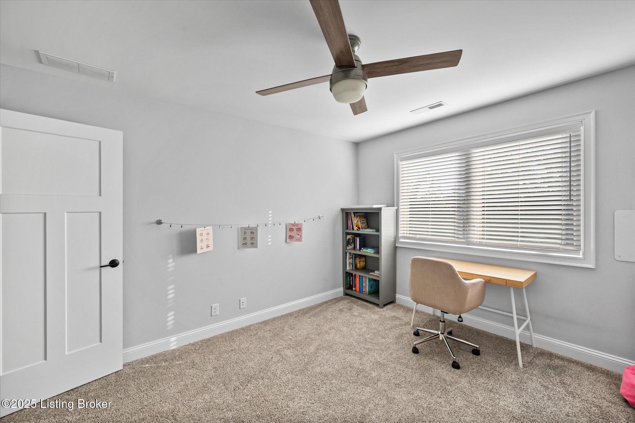 Crestwood, Kentucky, 40014, United States, 6 Bedrooms Bedrooms, ,5 BathroomsBathrooms,Residential,Active,1926918