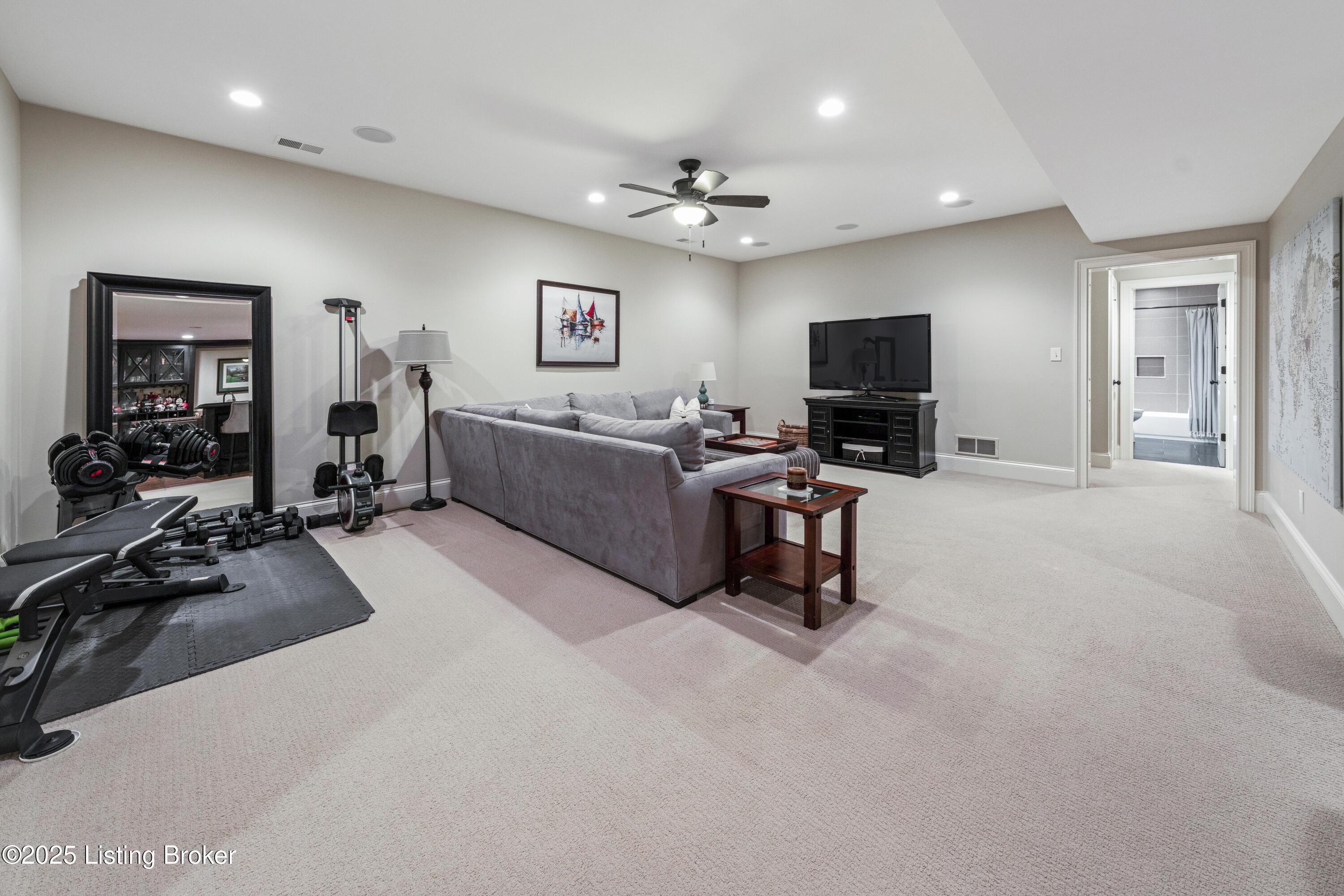 Prospect, Kentucky, 40059, United States, 4 Bedrooms Bedrooms, ,4 BathroomsBathrooms,Residential,Active,1969754