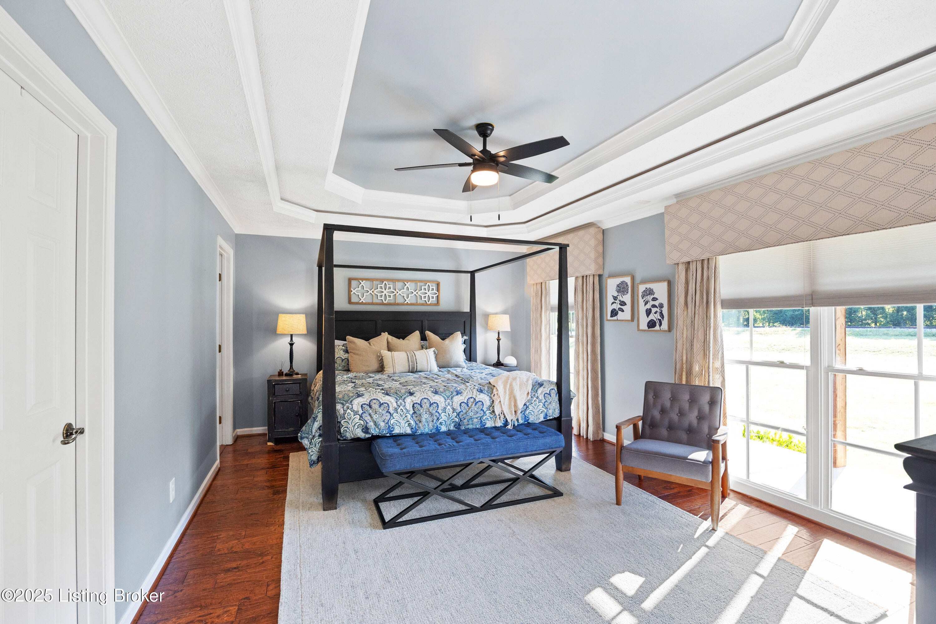 Louisville, Kentucky, 40272, United States, 6 Bedrooms Bedrooms, ,6 BathroomsBathrooms,Residential,Active,1929692
