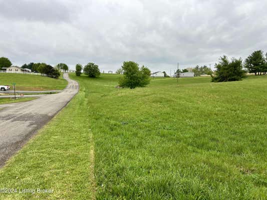 67 GOLF TRAIL RD, JAMESTOWN, KY 42629, photo 2 of 10