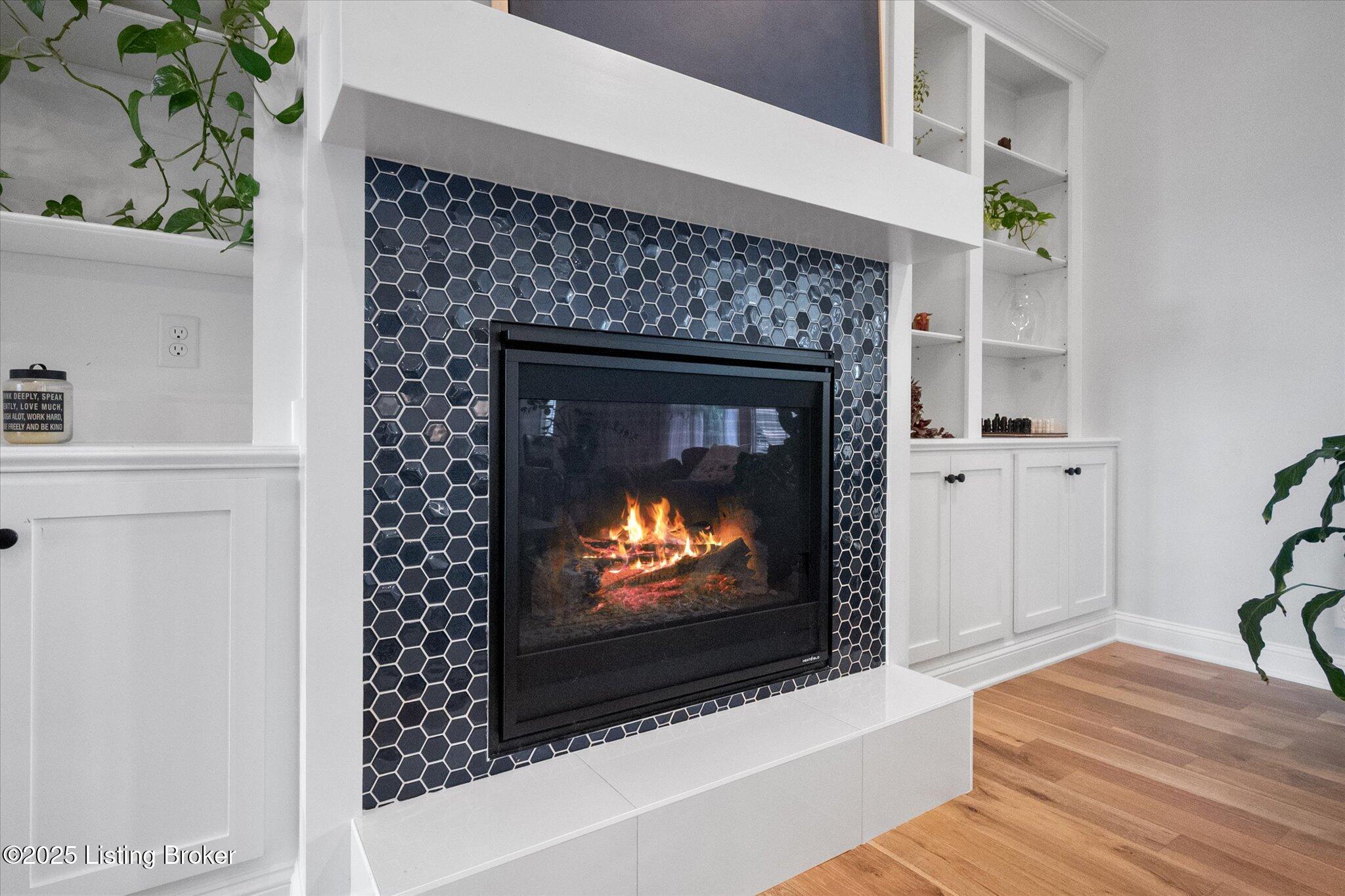 Crestwood, Kentucky, 40014, United States, 6 Bedrooms Bedrooms, ,5 BathroomsBathrooms,Residential,Active,1926918