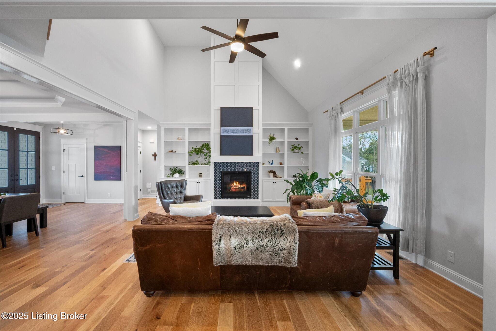 Crestwood, Kentucky, 40014, United States, 6 Bedrooms Bedrooms, ,5 BathroomsBathrooms,Residential,Active,1926918