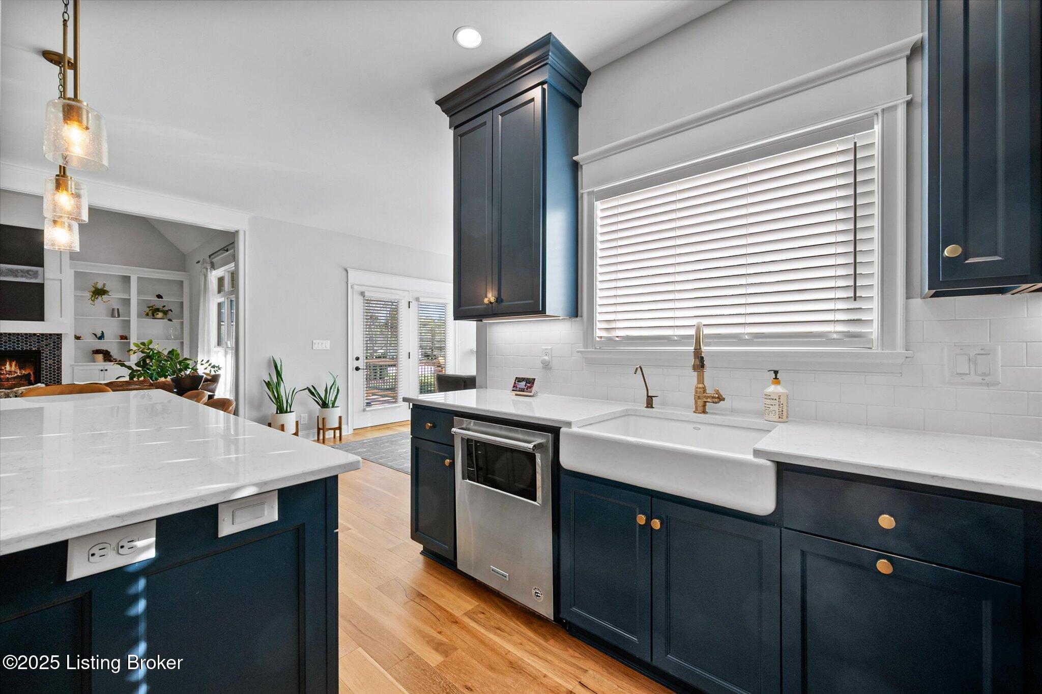 Crestwood, Kentucky, 40014, United States, 6 Bedrooms Bedrooms, ,5 BathroomsBathrooms,Residential,Active,1926918