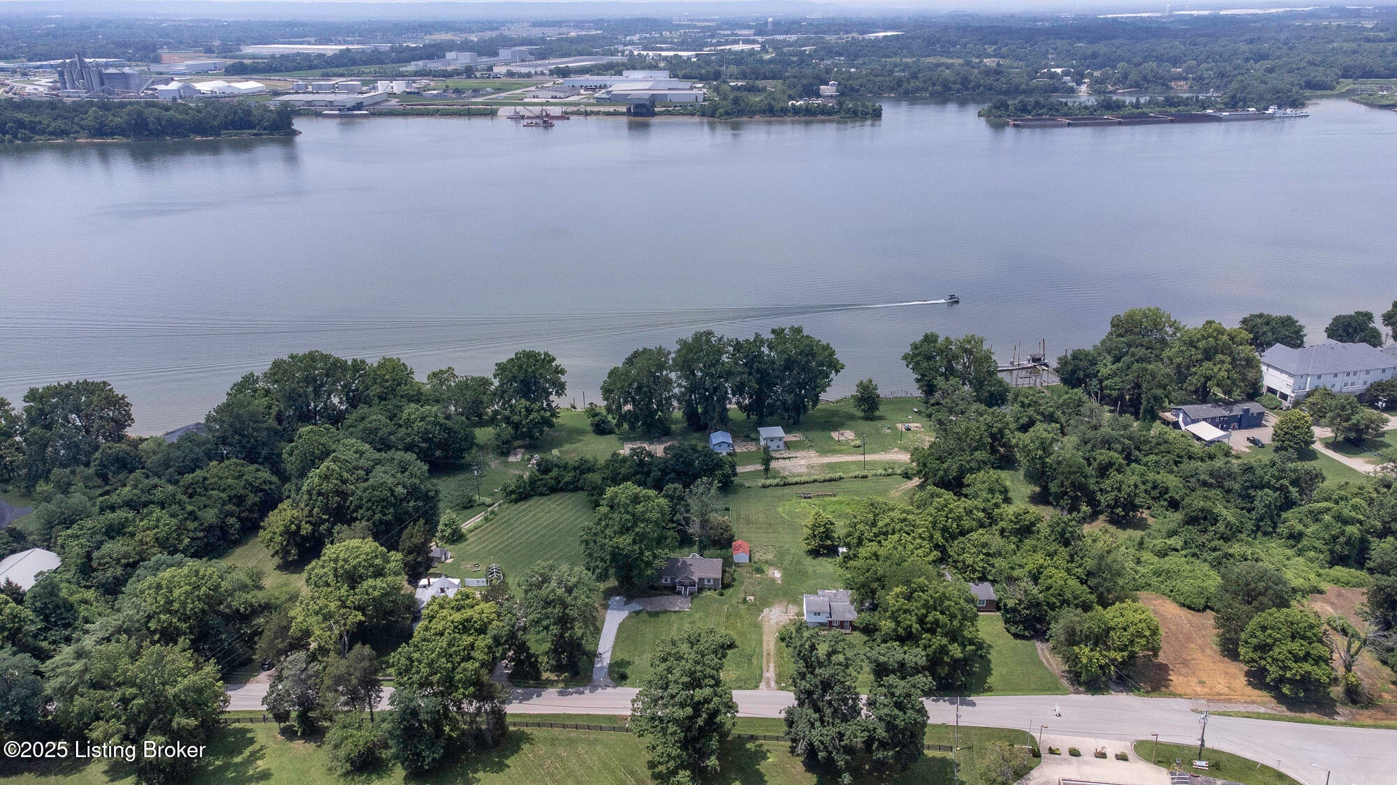 Louisville, Kentucky, 40222, United States, ,2 BathroomsBathrooms,Residential,Active,1888490