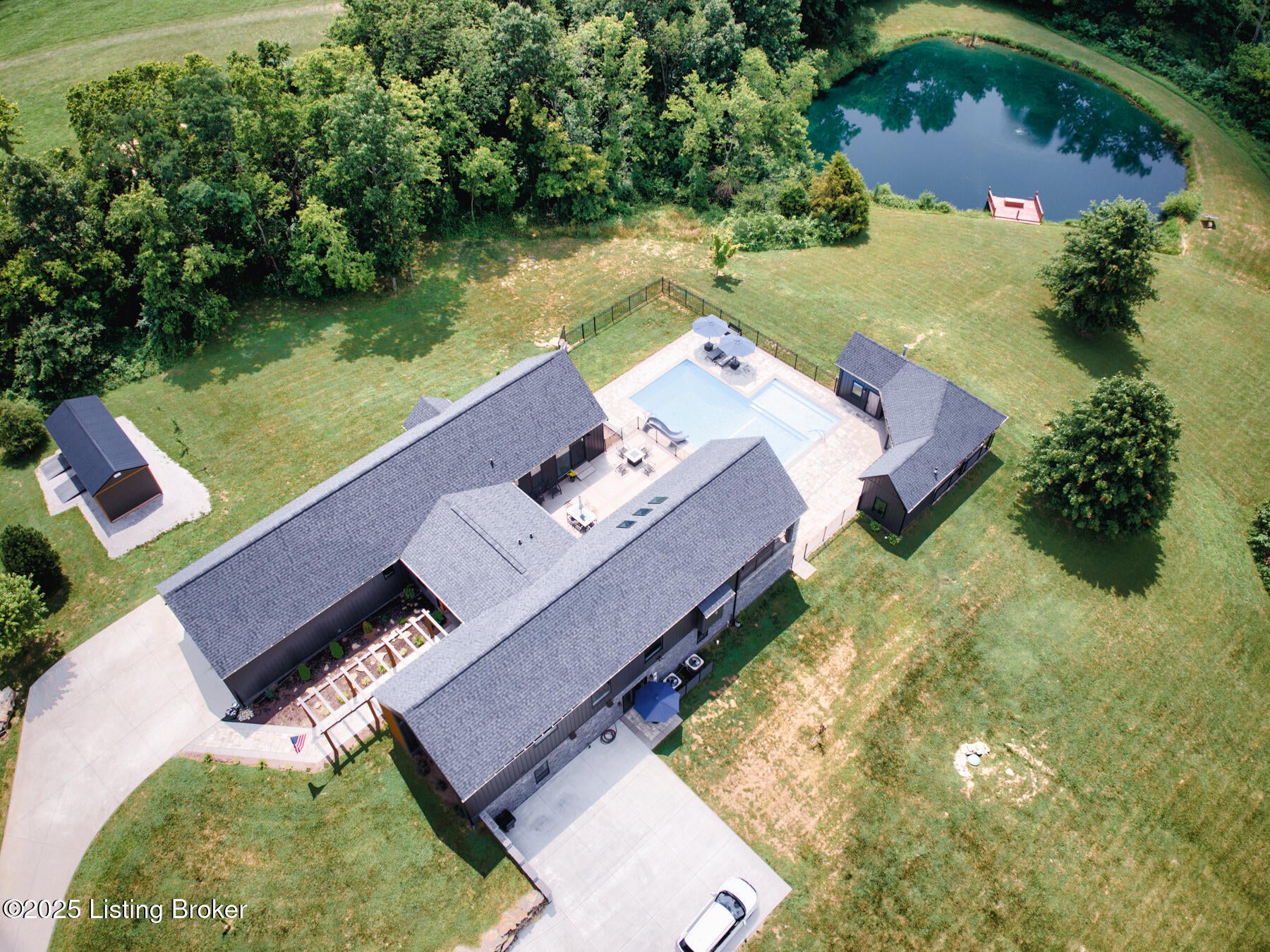 Taylorsville, Kentucky, 40071, United States, ,5 BathroomsBathrooms,Residential,Active,1900170