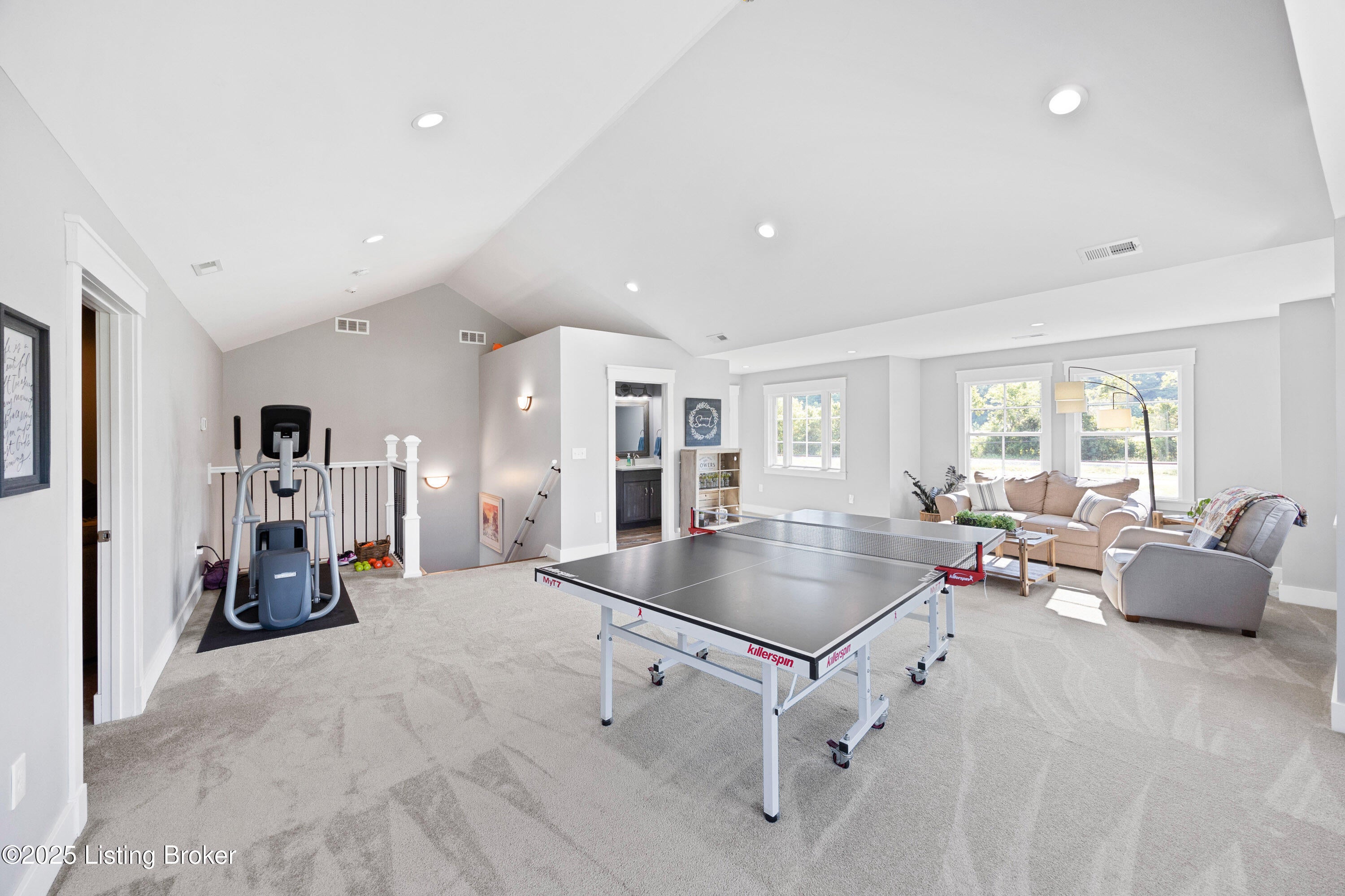 Louisville, Kentucky, 40272, United States, 6 Bedrooms Bedrooms, ,6 BathroomsBathrooms,Residential,Active,1929692