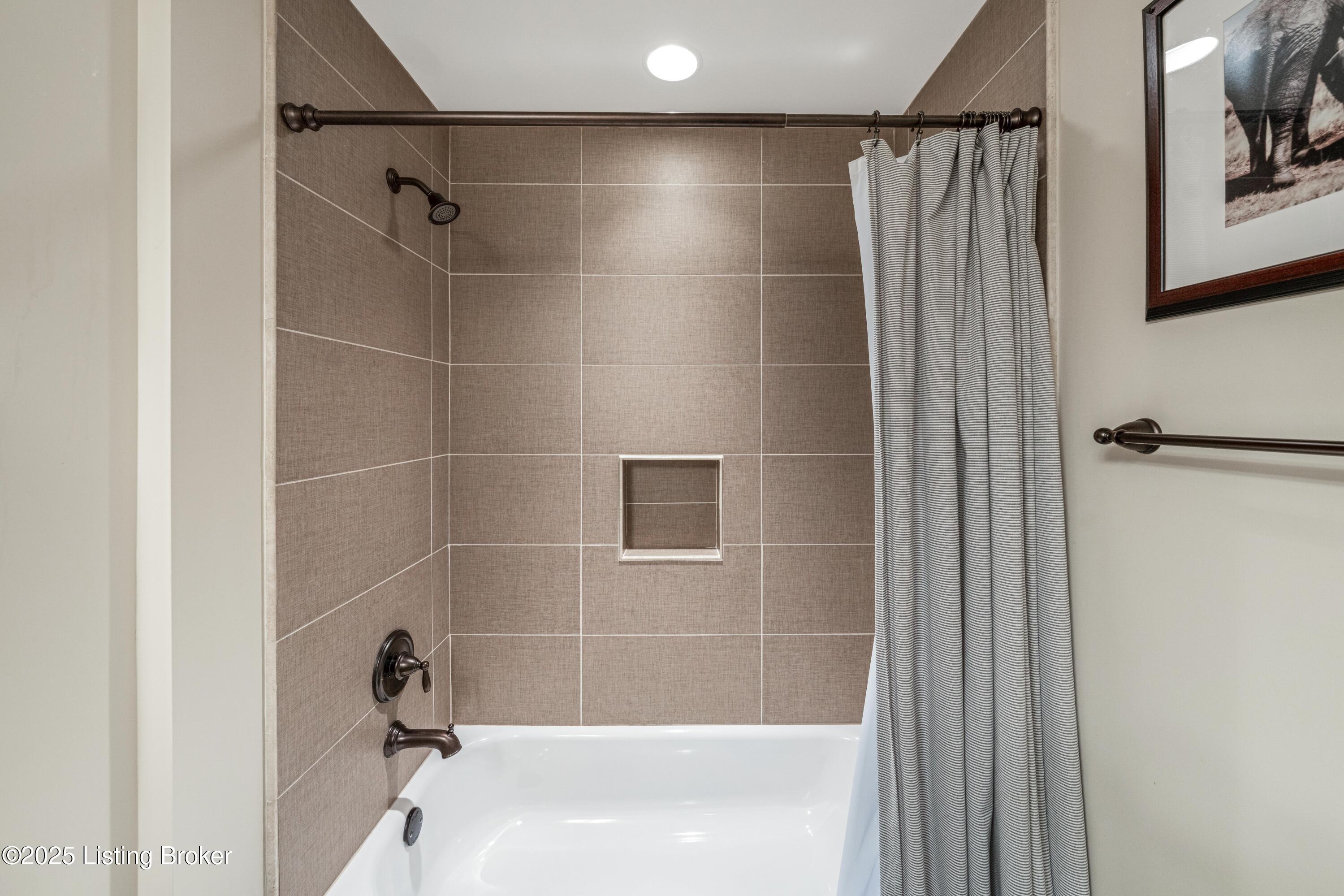 Prospect, Kentucky, 40059, United States, 4 Bedrooms Bedrooms, ,4 BathroomsBathrooms,Residential,Active,1969754