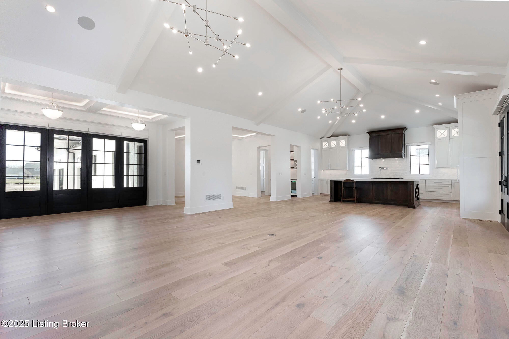 Prospect, Kentucky, 40059, United States, 5 Bedrooms Bedrooms, ,7 BathroomsBathrooms,Residential,Active,1894198