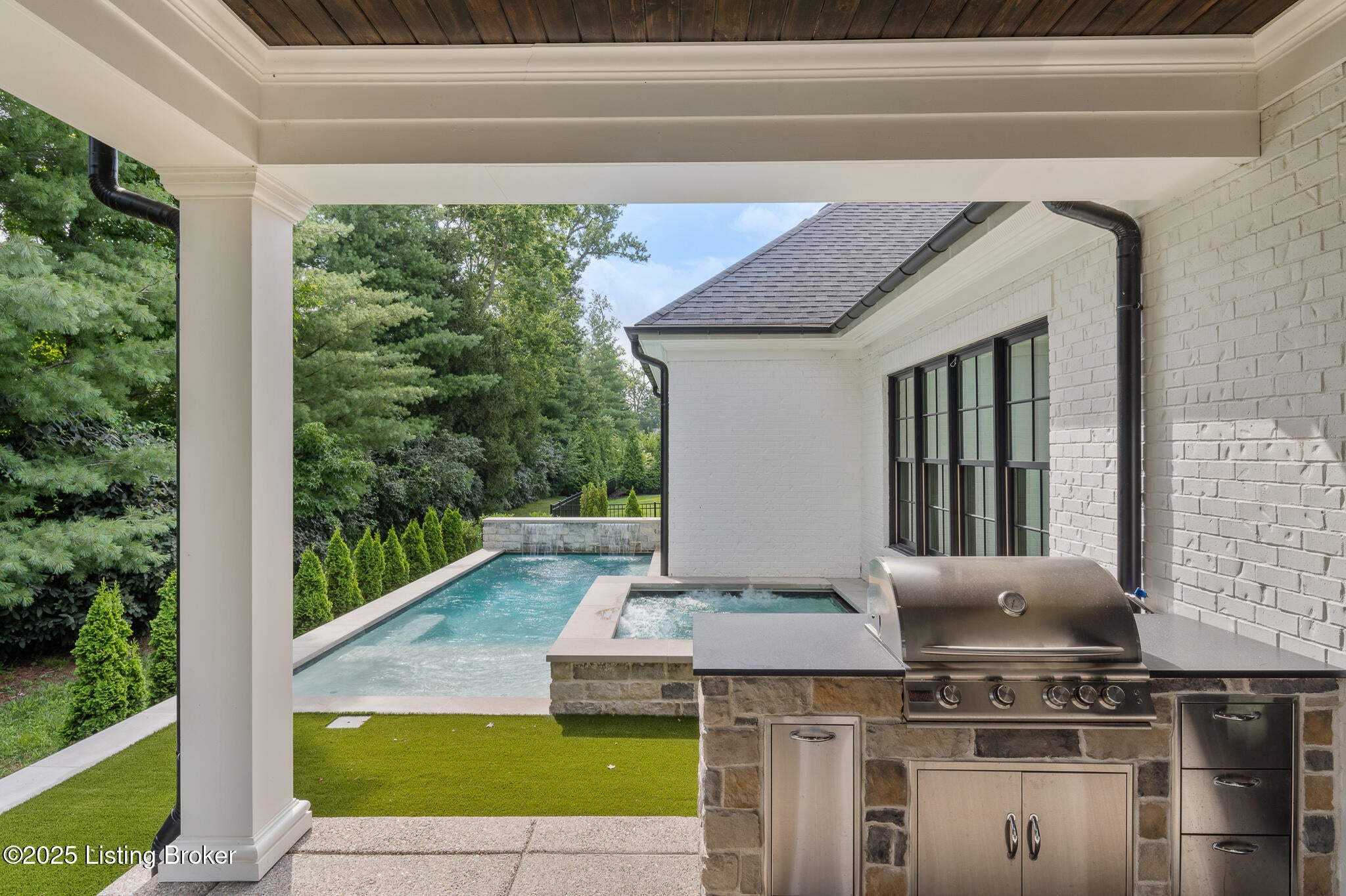 Prospect, Kentucky, 40059, United States, 5 Bedrooms Bedrooms, ,7 BathroomsBathrooms,Residential,Active,1894198