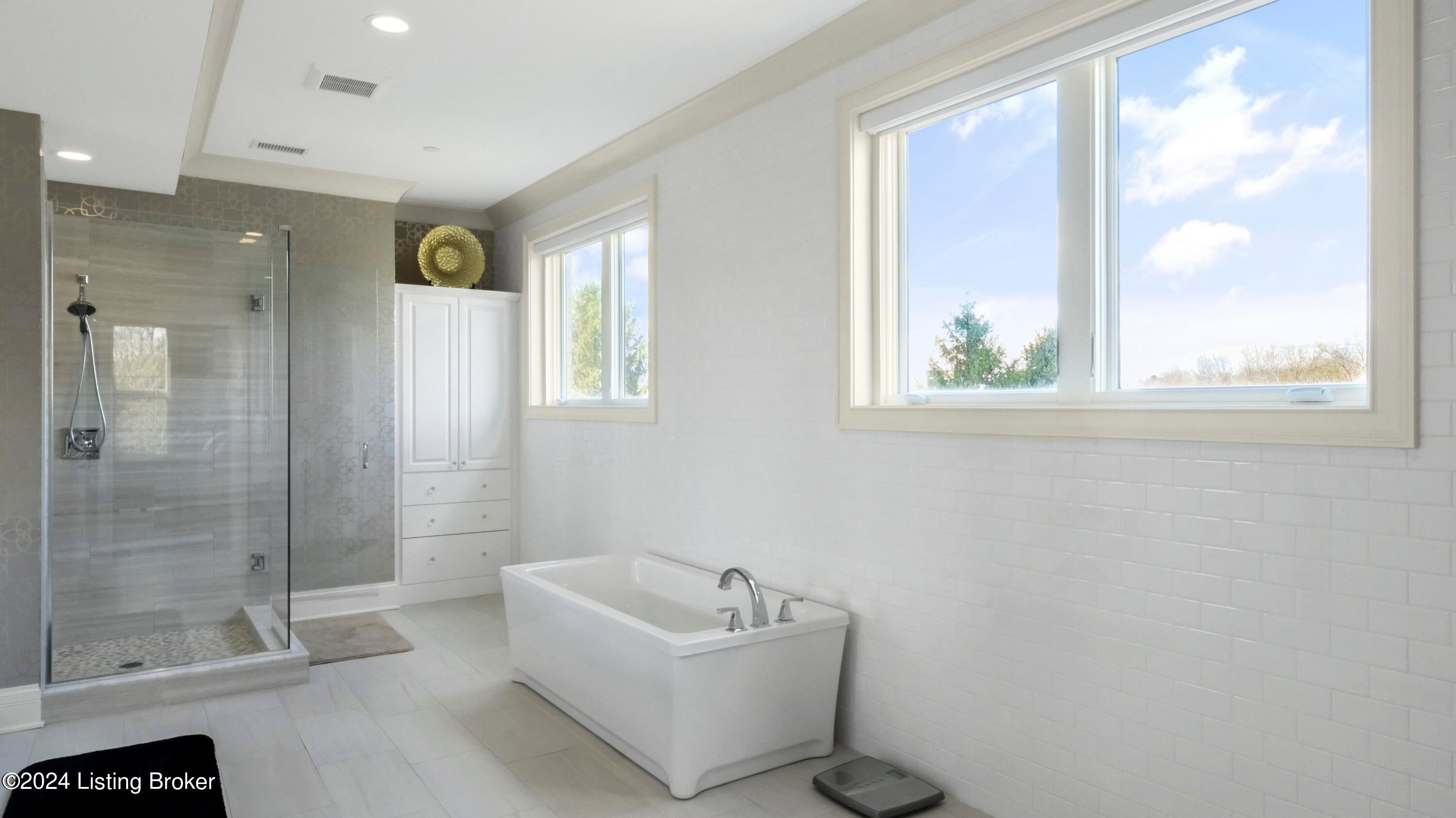 Louisville, Kentucky, 40241, United States, 3 Bedrooms Bedrooms, ,3 BathroomsBathrooms,Residential,Active,1946524