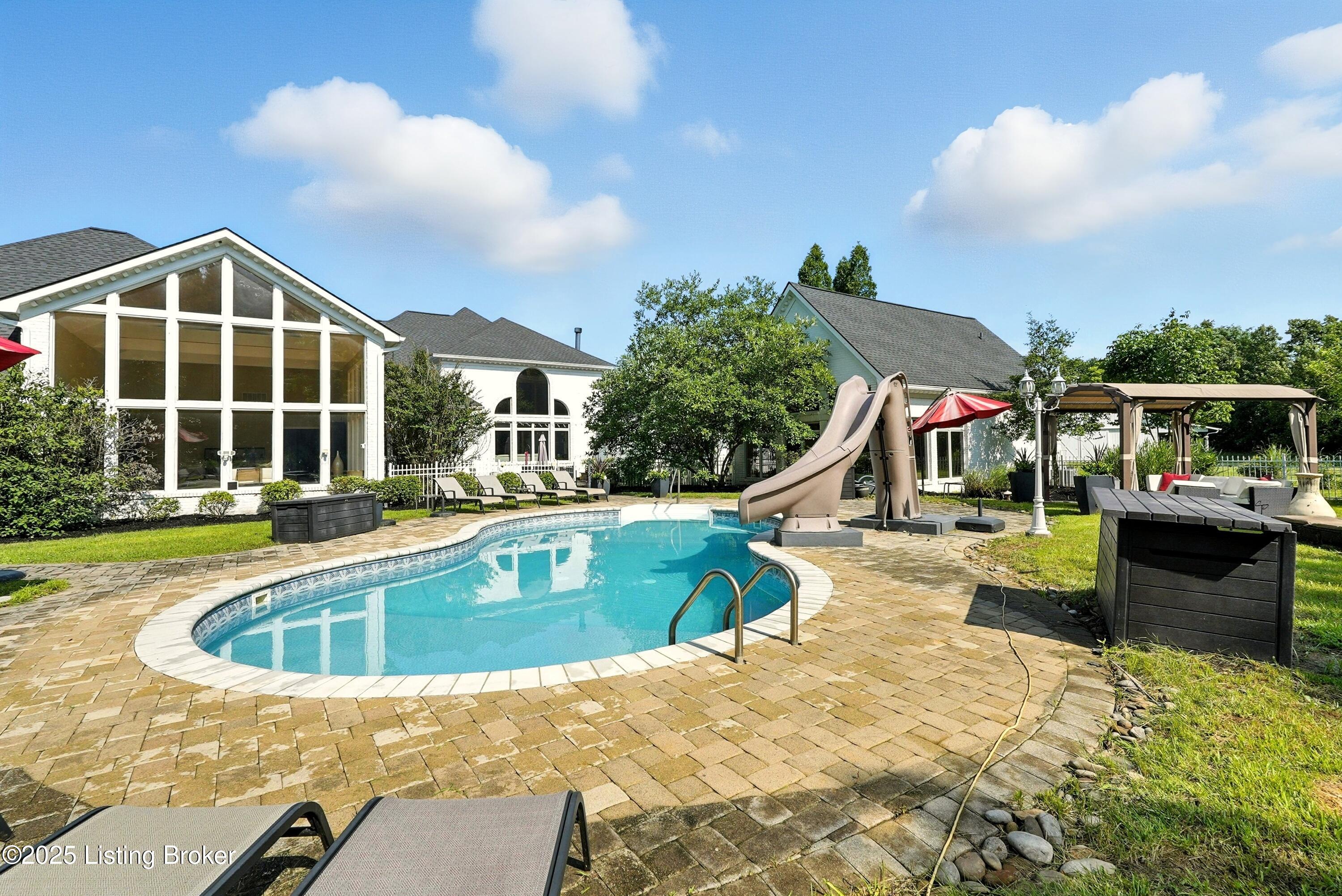 Louisville, Kentucky, 40223, United States, 5 Bedrooms Bedrooms, ,5 BathroomsBathrooms,Residential,Active,1968407