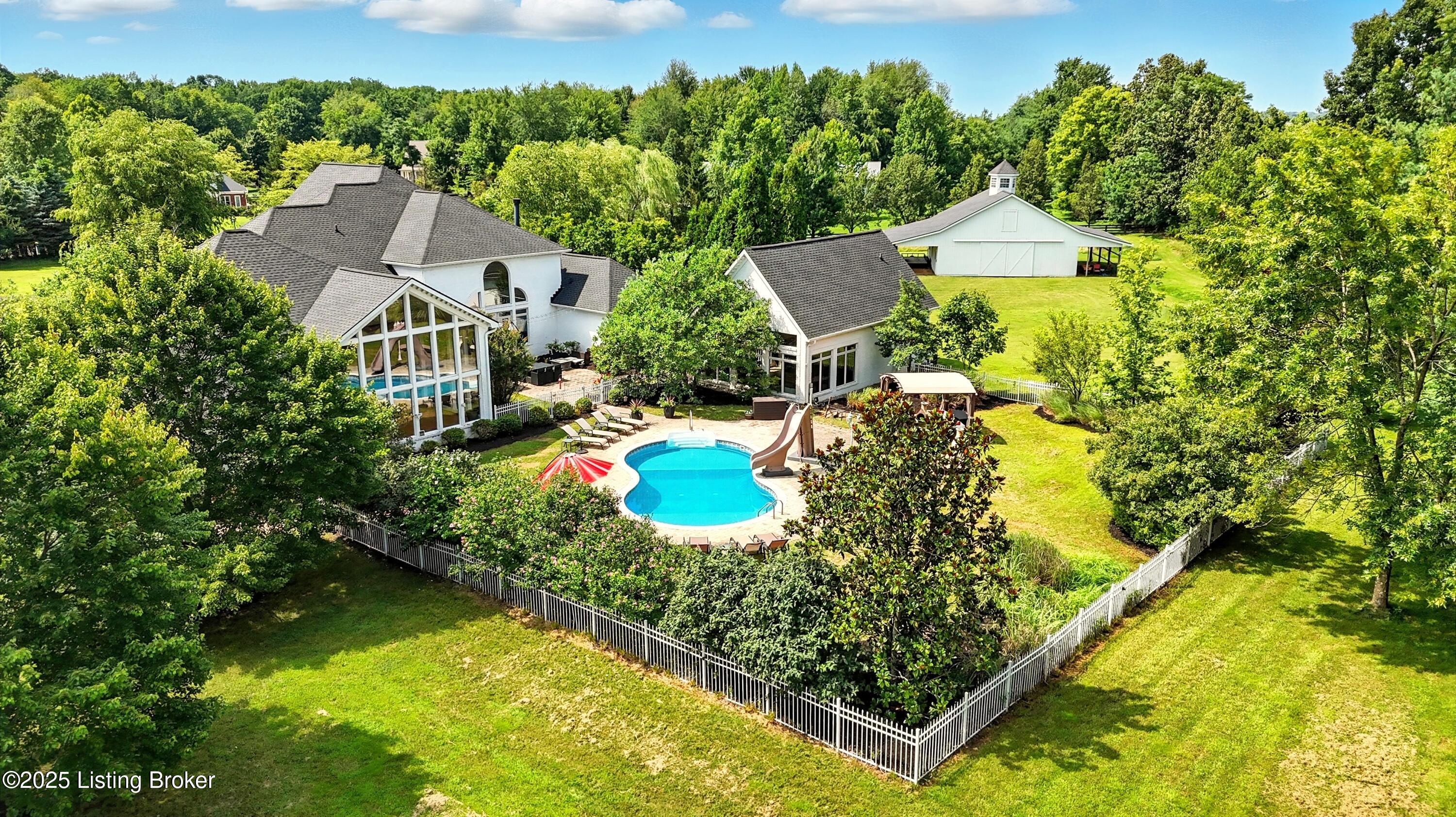 Louisville, Kentucky, 40223, United States, 5 Bedrooms Bedrooms, ,5 BathroomsBathrooms,Residential,Active,1968407