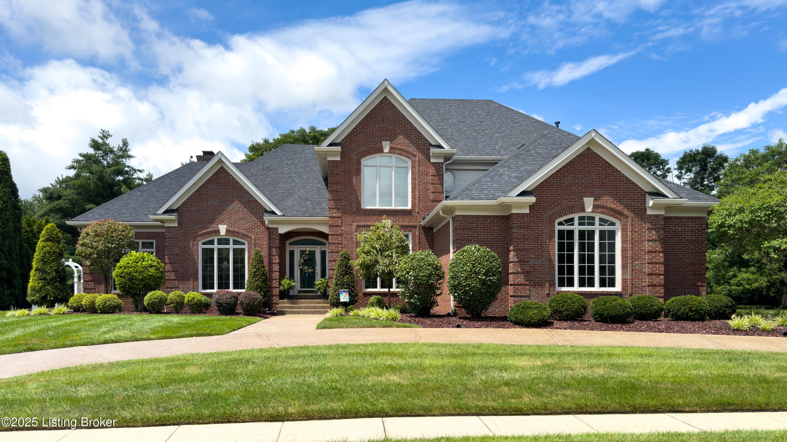 Prospect, Kentucky, 40059, United States, 4 Bedrooms Bedrooms, ,5 BathroomsBathrooms,Residential,Active,1944096