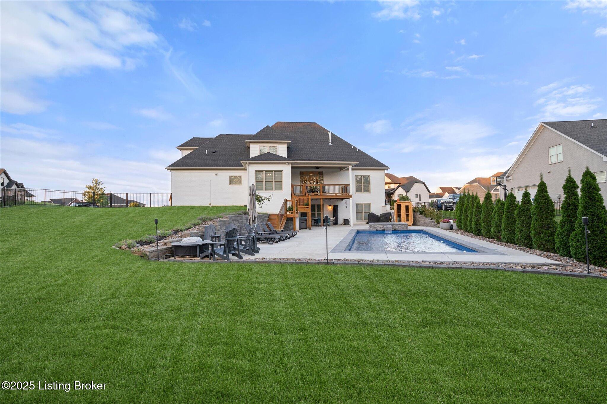 Crestwood, Kentucky, 40014, United States, 6 Bedrooms Bedrooms, ,5 BathroomsBathrooms,Residential,Active,1926918