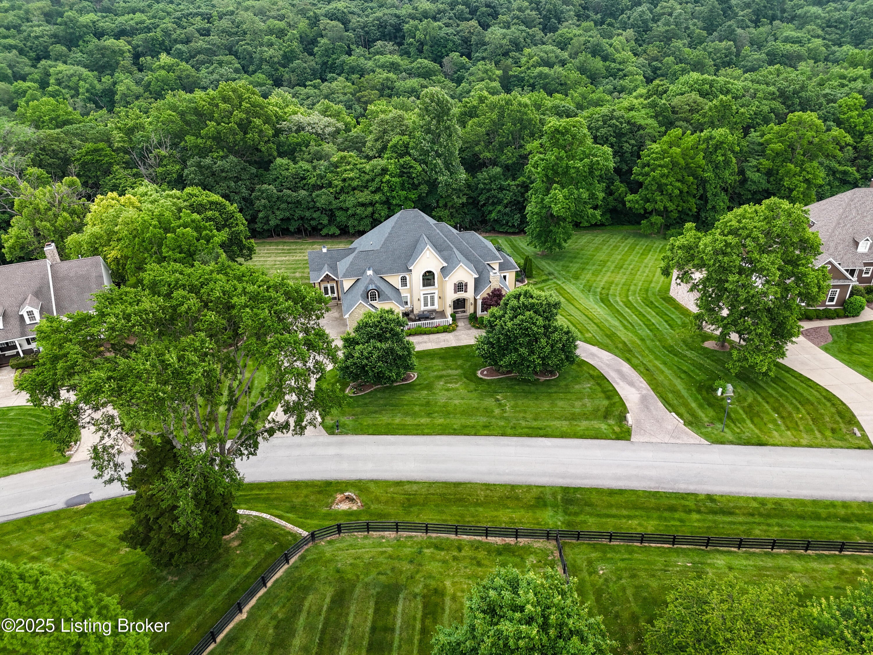 Prospect, Kentucky, 40059, United States, ,5 BathroomsBathrooms,Residential,Active,1849523