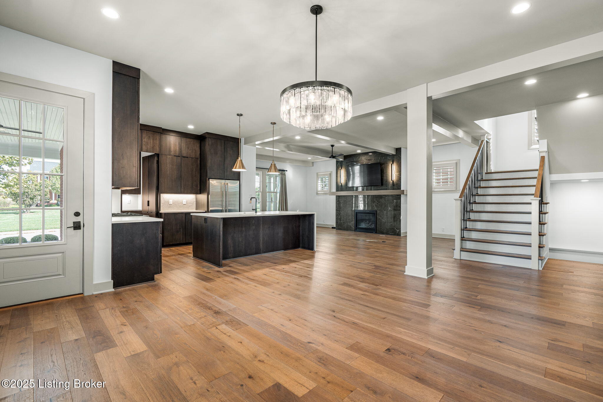 Prospect, Kentucky, 40059, United States, 6 Bedrooms Bedrooms, ,5 BathroomsBathrooms,Residential,Active,1926893