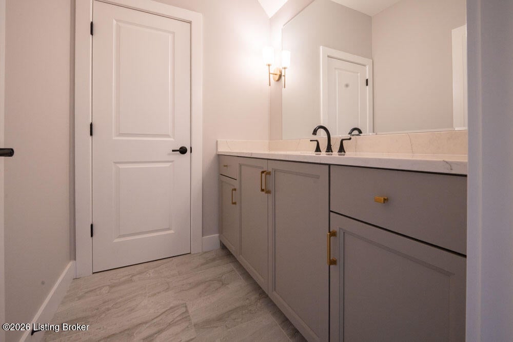 Prospect, Kentucky, 40059, United States, 5 Bedrooms Bedrooms, ,5 BathroomsBathrooms,Residential,Active,2008924