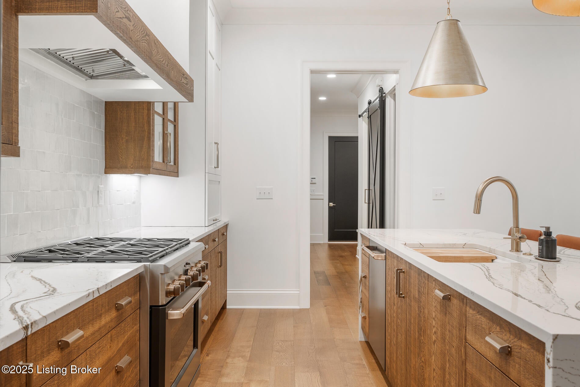 Prospect, Kentucky, 40059, United States, 4 Bedrooms Bedrooms, ,4 BathroomsBathrooms,Residential,Active,1997566