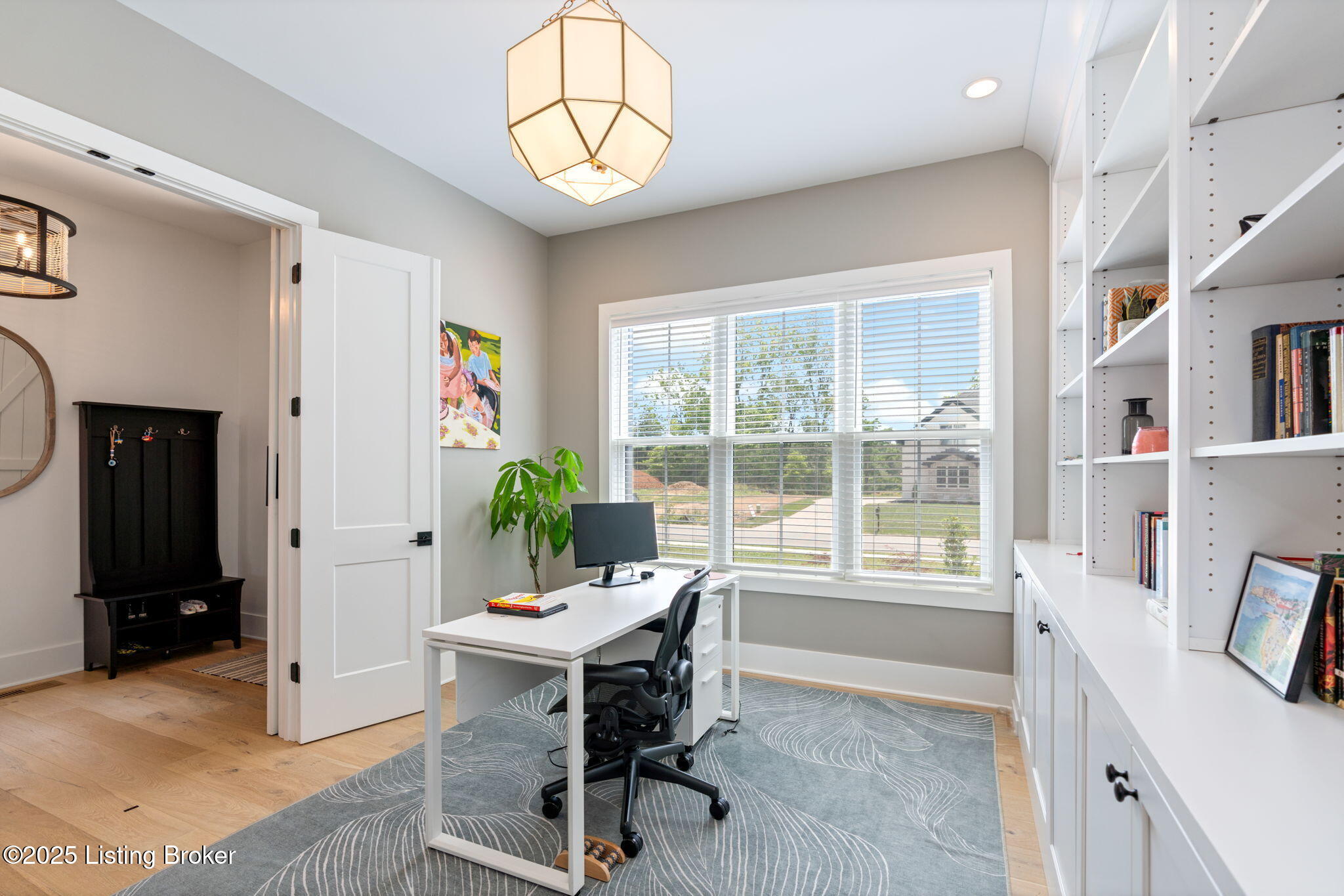 Crestwood, Kentucky, 40014, United States, 5 Bedrooms Bedrooms, ,5 BathroomsBathrooms,Residential,Active,1880027