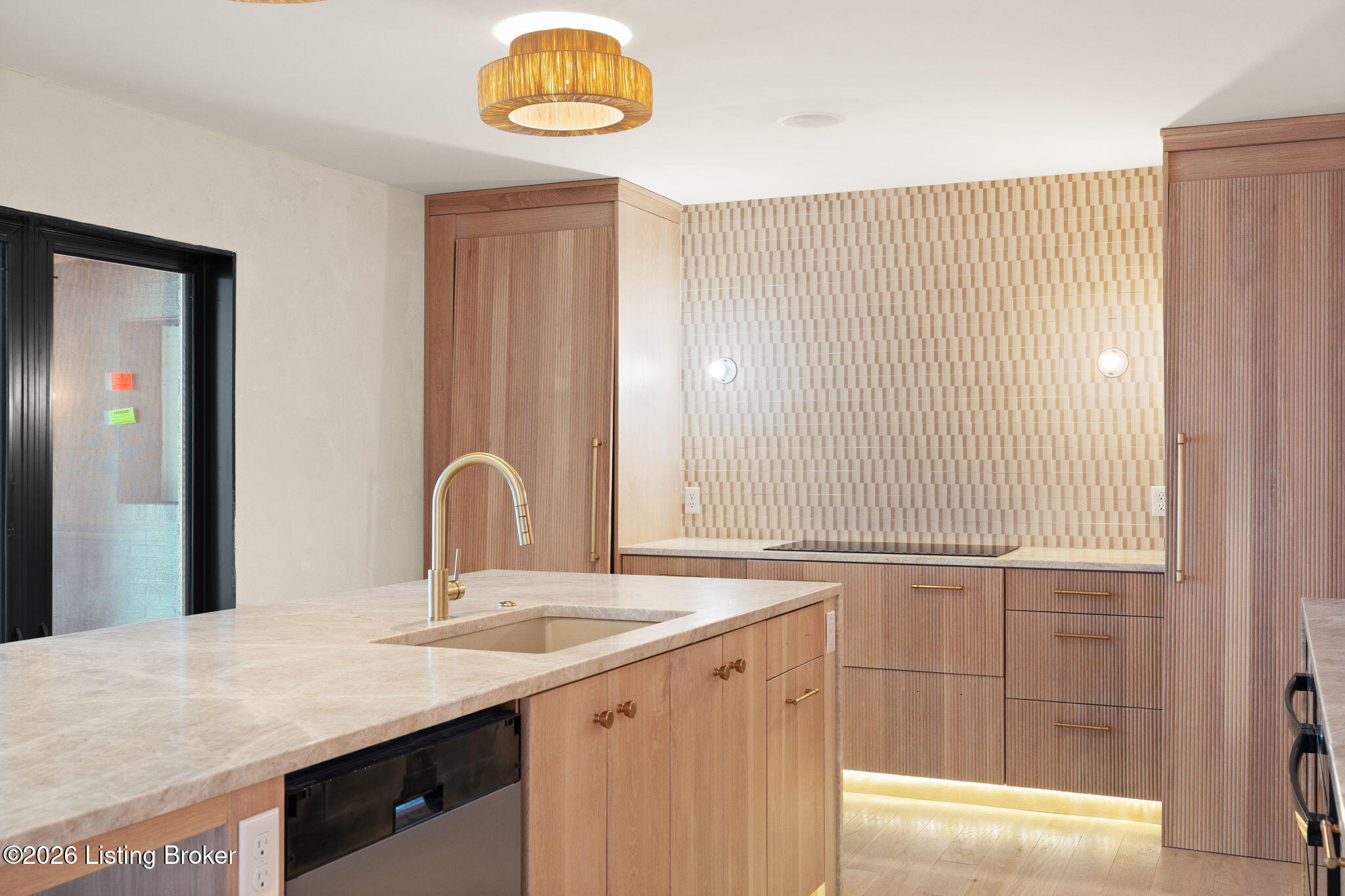 Shelbyville, Kentucky, 40065, United States, 5 Bedrooms Bedrooms, ,5 BathroomsBathrooms,Residential,Active,2007617