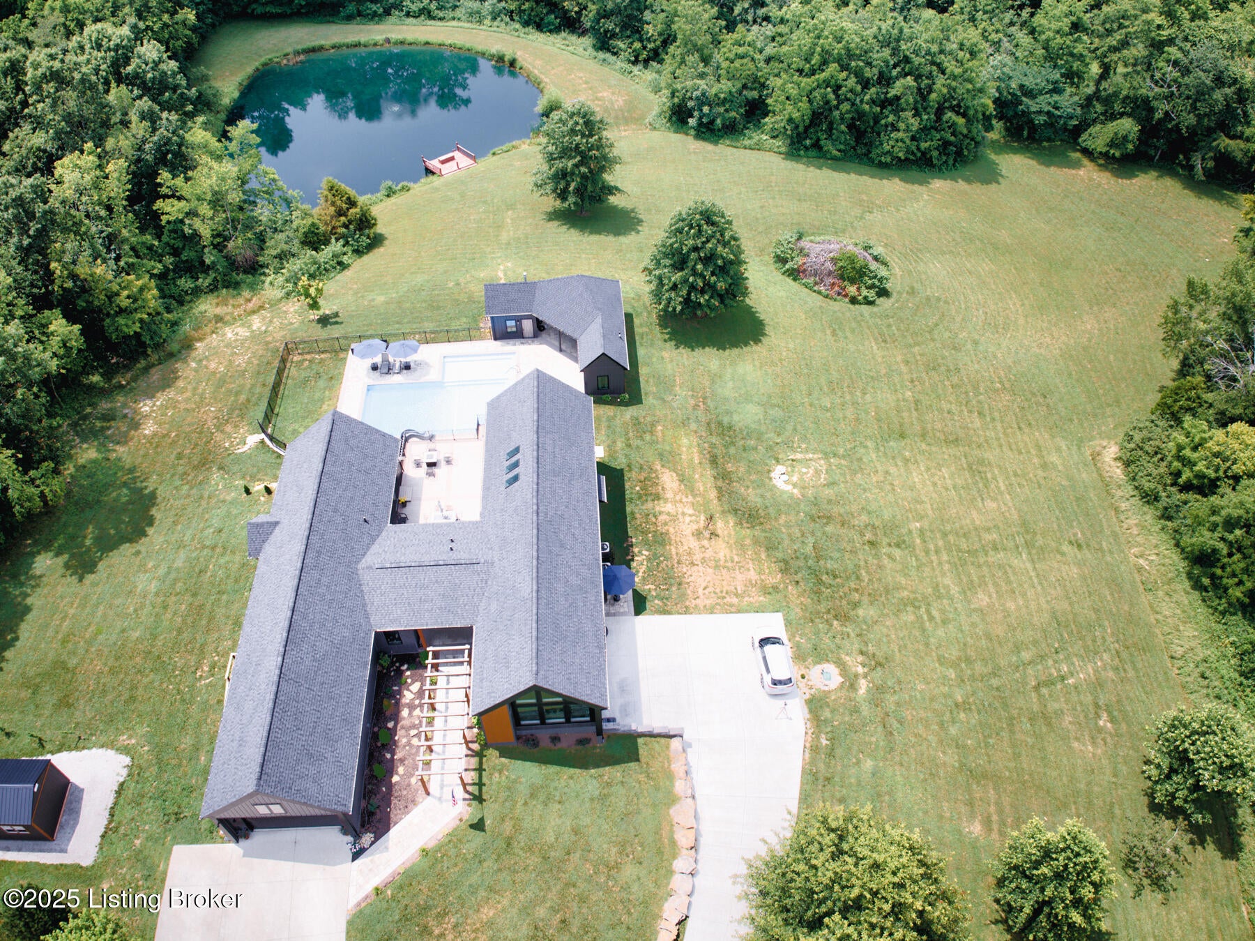Taylorsville, Kentucky, 40071, United States, ,5 BathroomsBathrooms,Residential,Active,1900170