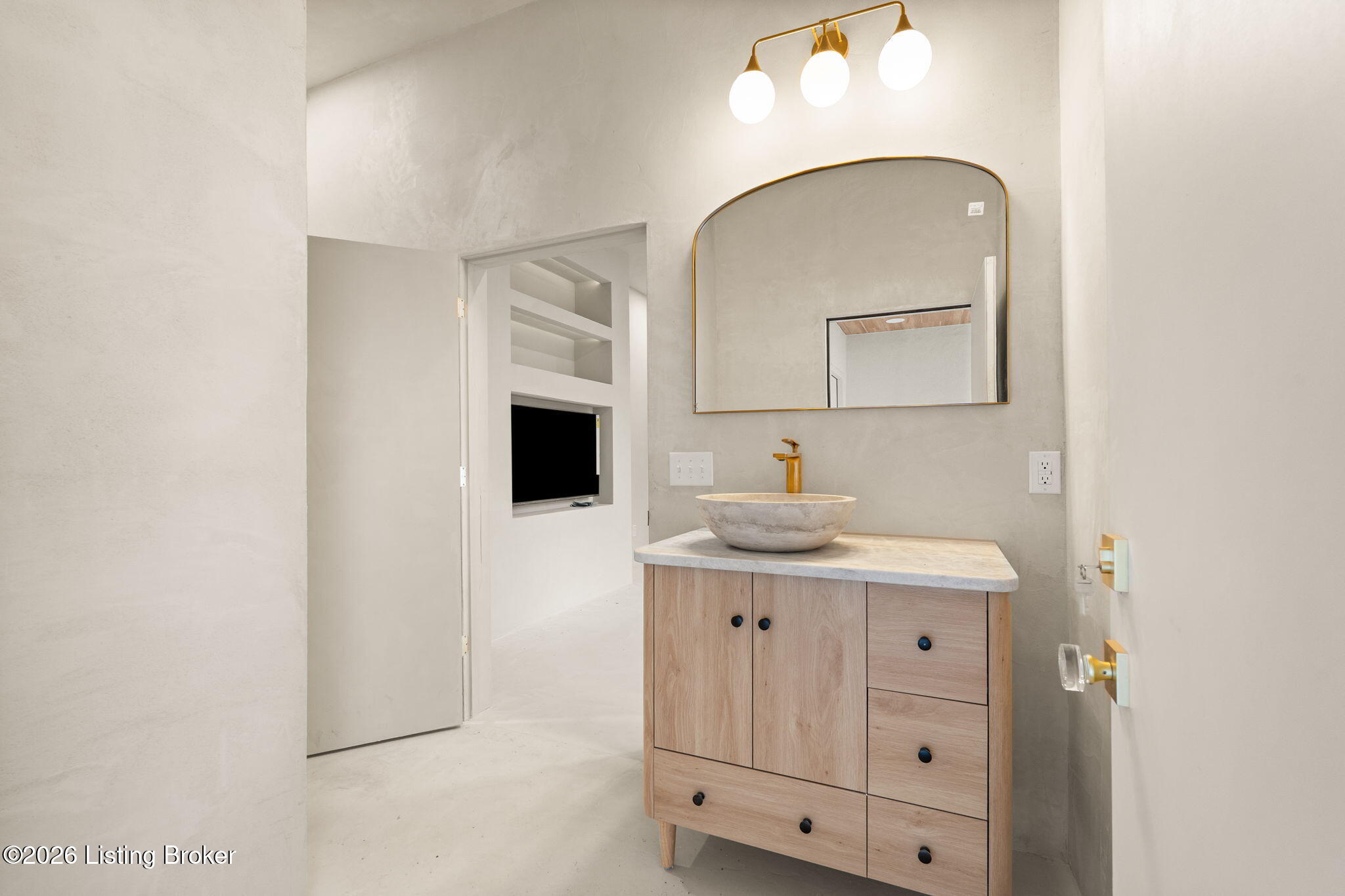 Shelbyville, Kentucky, 40065, United States, 5 Bedrooms Bedrooms, ,5 BathroomsBathrooms,Residential,Active,2007617