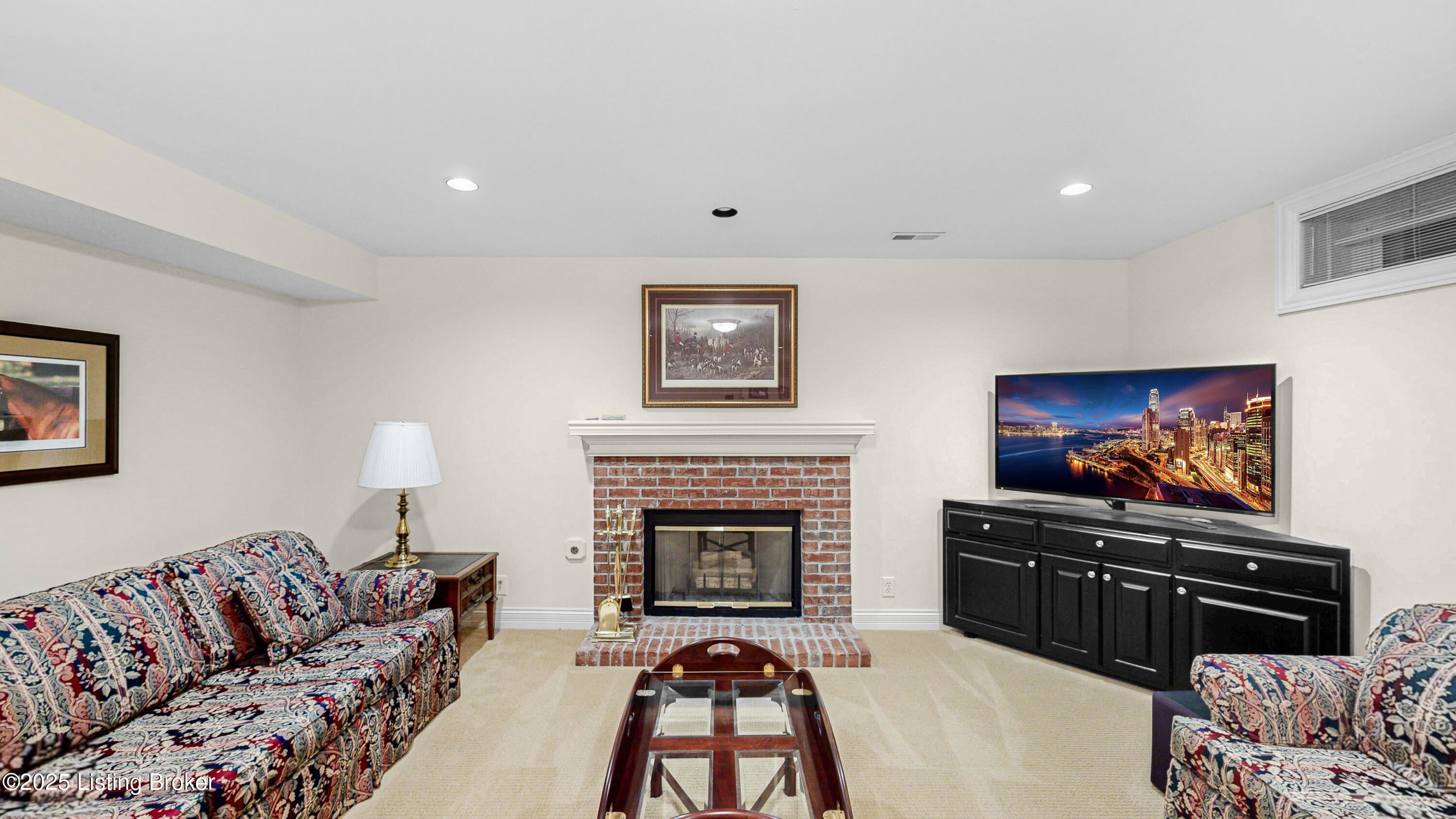 Prospect, Kentucky, 40059, United States, 4 Bedrooms Bedrooms, ,5 BathroomsBathrooms,Residential,Active,1944096