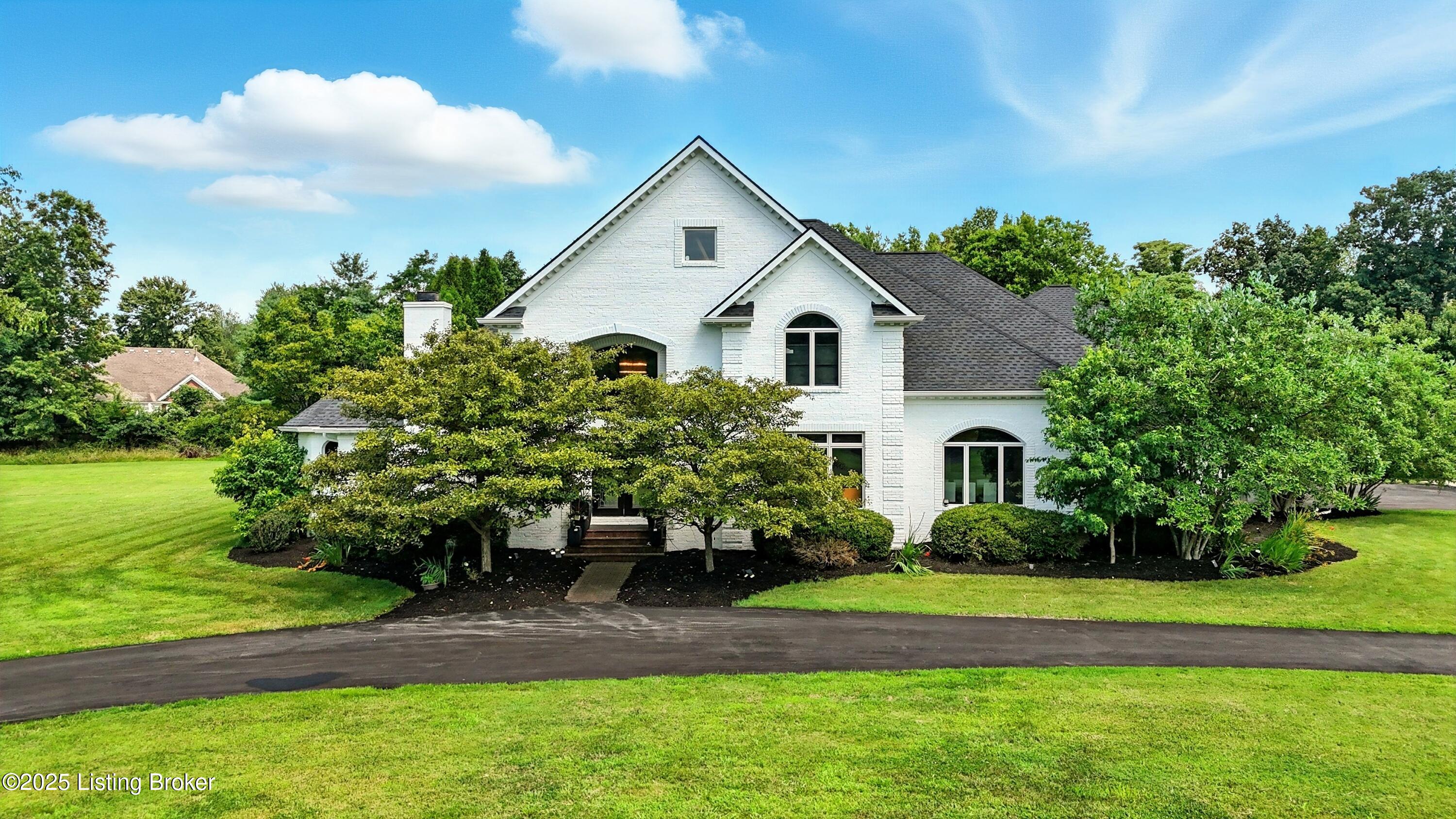 Louisville, Kentucky, 40223, United States, 5 Bedrooms Bedrooms, ,5 BathroomsBathrooms,Residential,Active,1968407