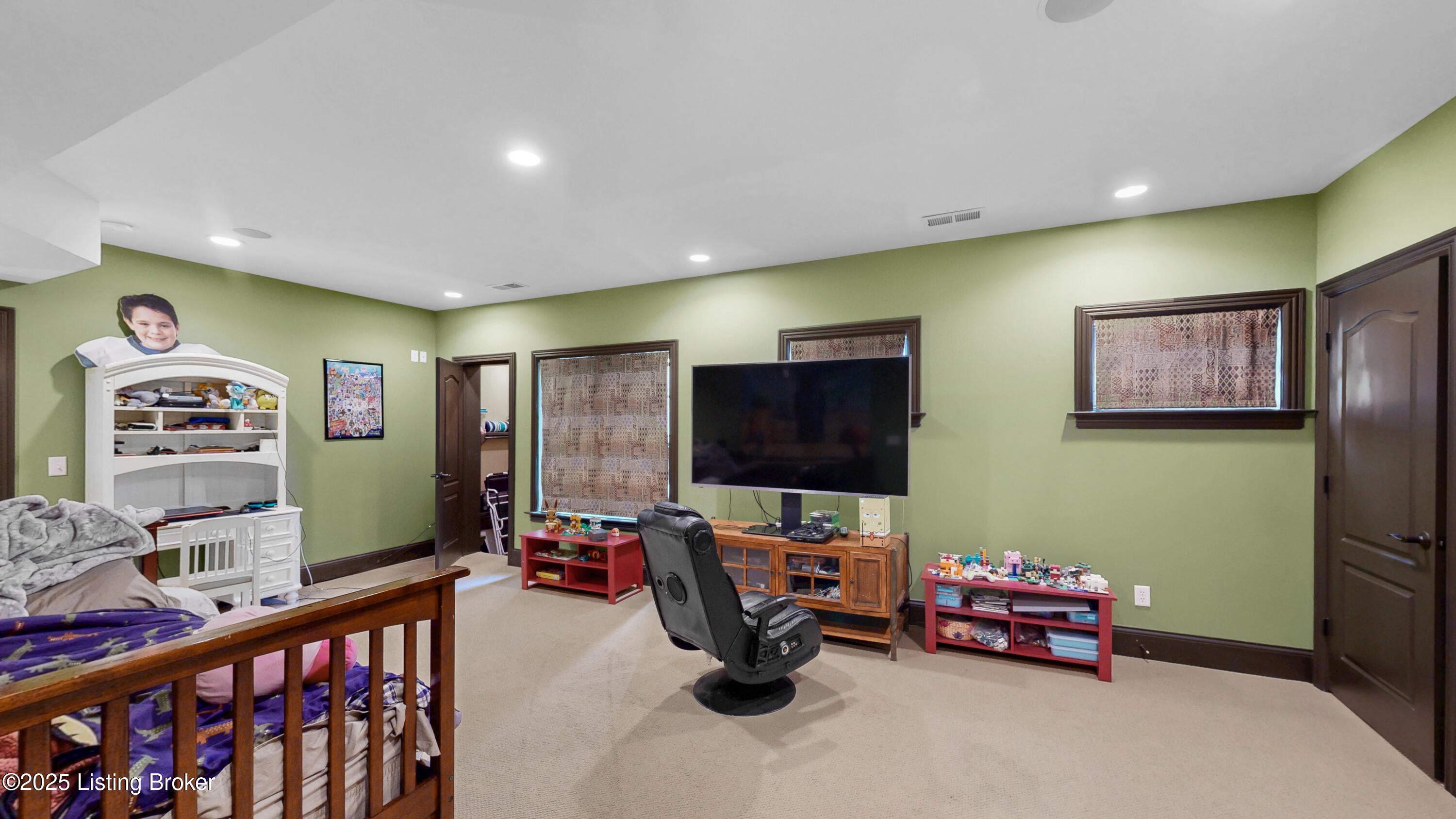 Prospect, Kentucky, 40059, United States, ,5 BathroomsBathrooms,Residential,Active,1849523
