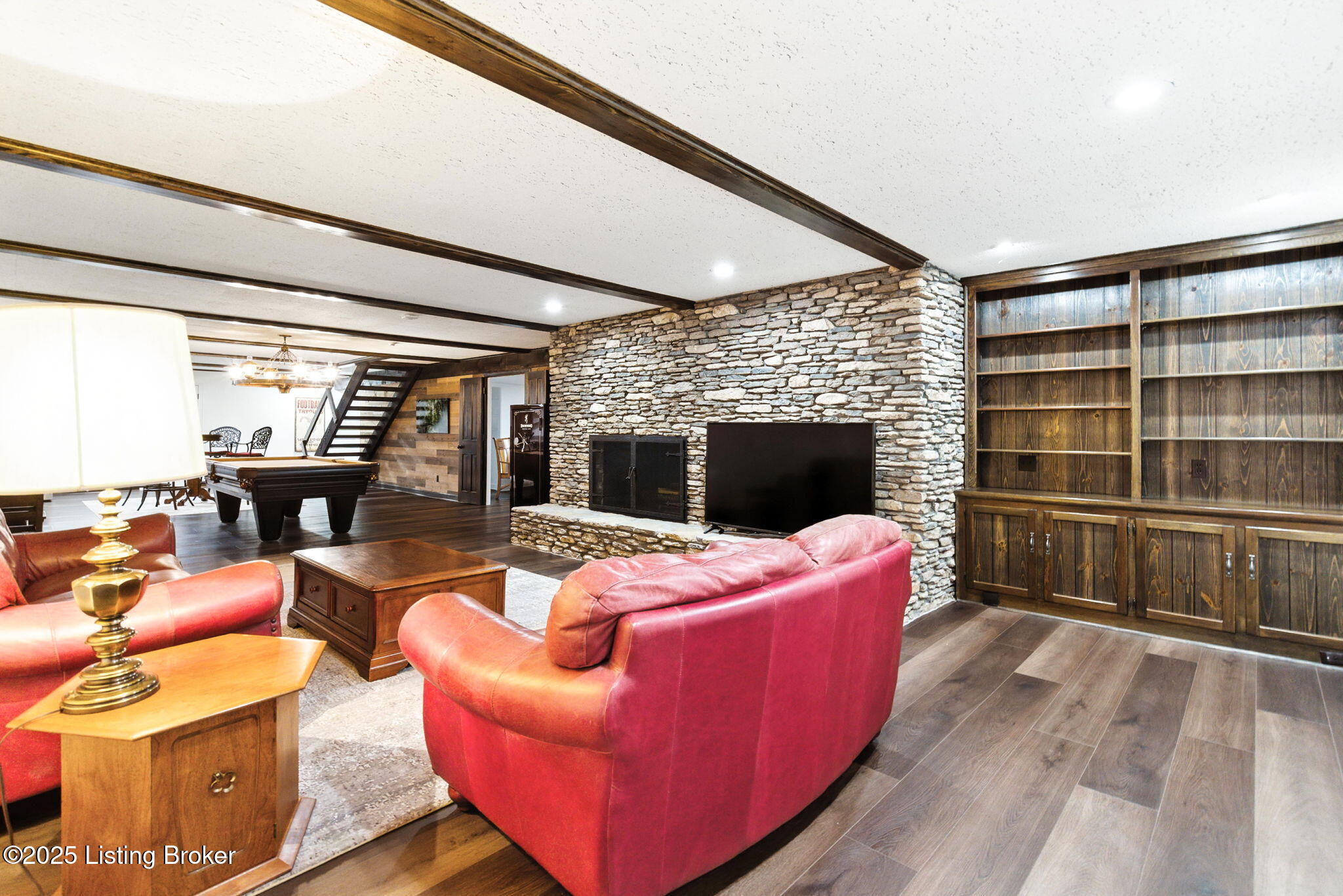 Louisville, Kentucky, 40222, United States, 5 Bedrooms Bedrooms, ,5 BathroomsBathrooms,Residential,Active,1929431
