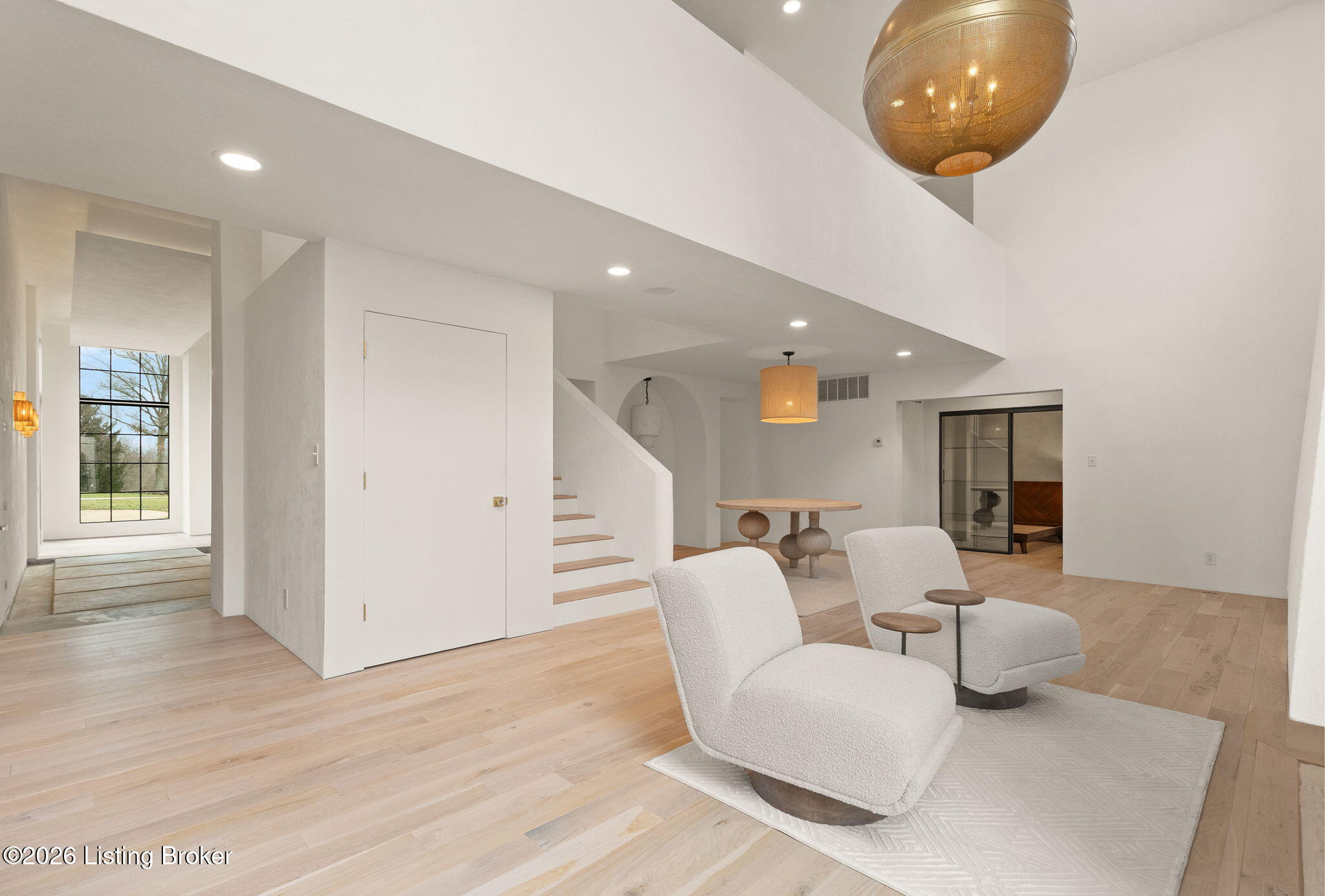 Shelbyville, Kentucky, 40065, United States, 5 Bedrooms Bedrooms, ,5 BathroomsBathrooms,Residential,Active,2007617