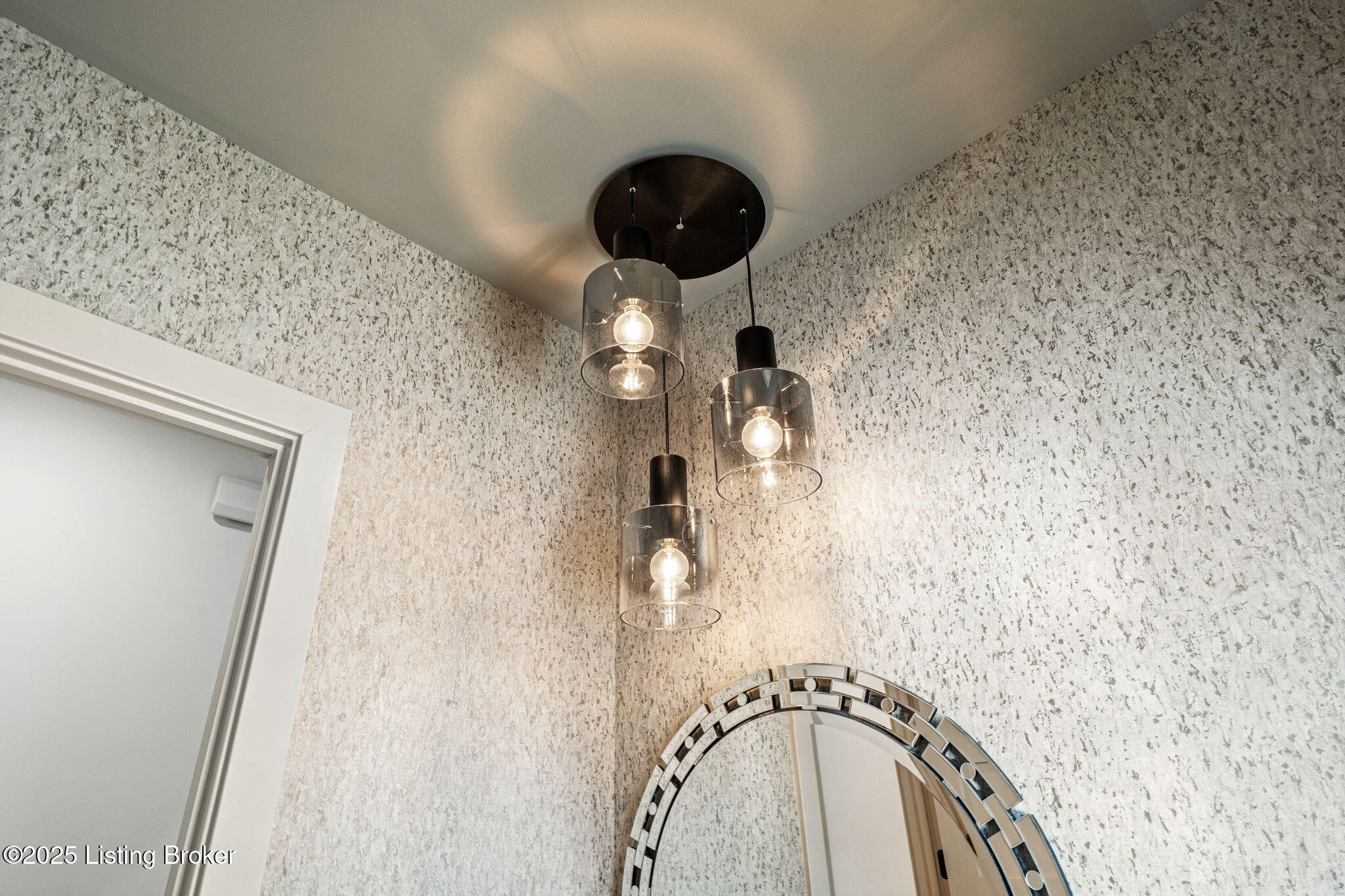 Prospect, Kentucky, 40059, United States, 6 Bedrooms Bedrooms, ,5 BathroomsBathrooms,Residential,Active,1926893