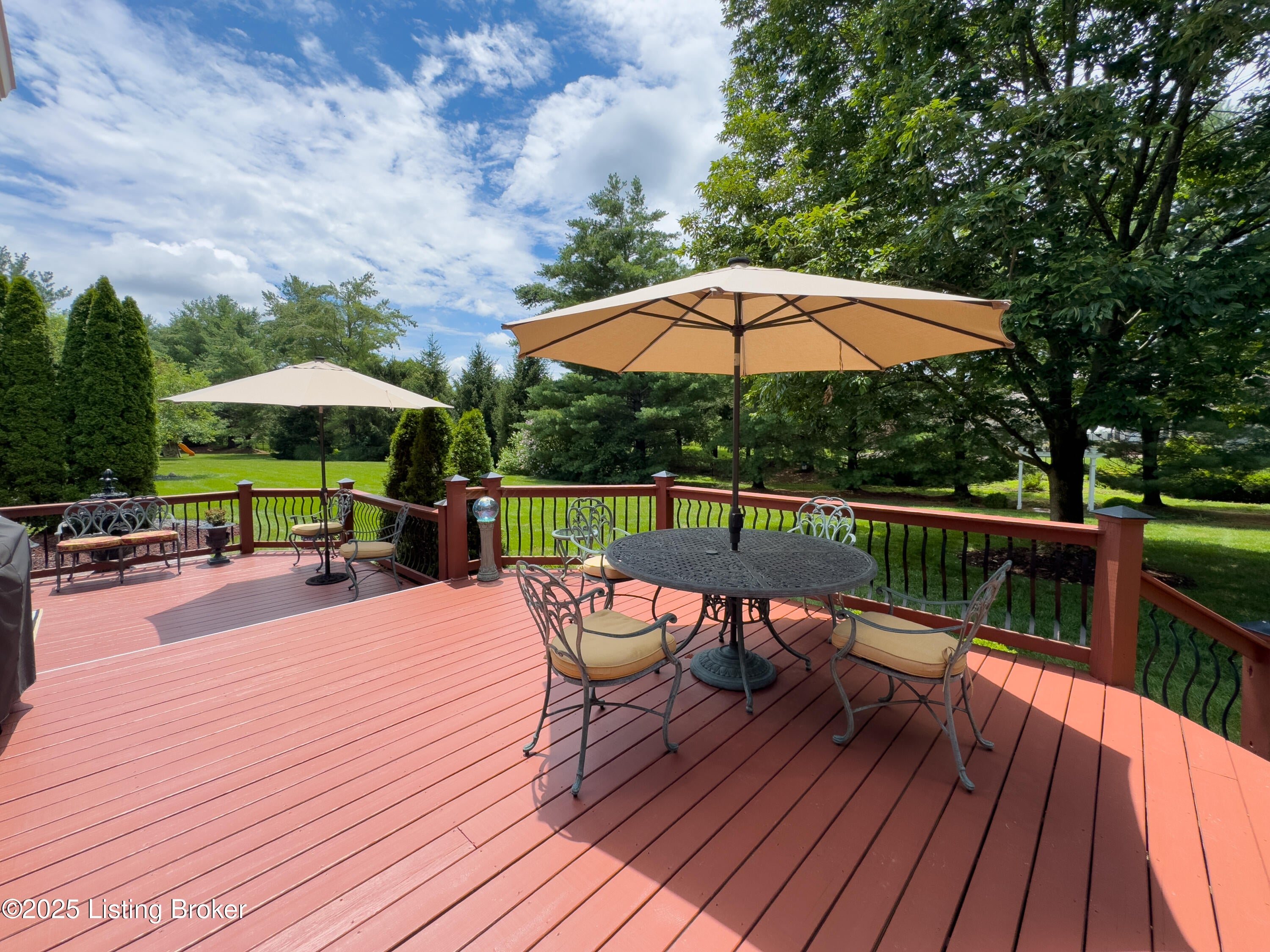 Prospect, Kentucky, 40059, United States, 4 Bedrooms Bedrooms, ,5 BathroomsBathrooms,Residential,Active,1944096