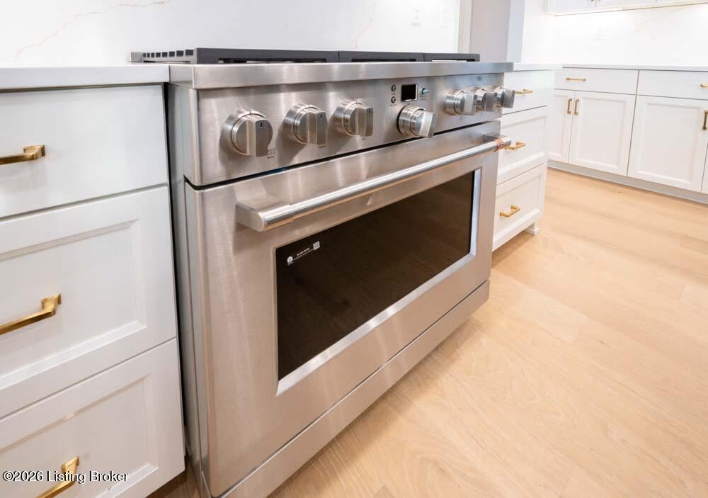 Prospect, Kentucky, 40059, United States, 5 Bedrooms Bedrooms, ,5 BathroomsBathrooms,Residential,Active,2008924