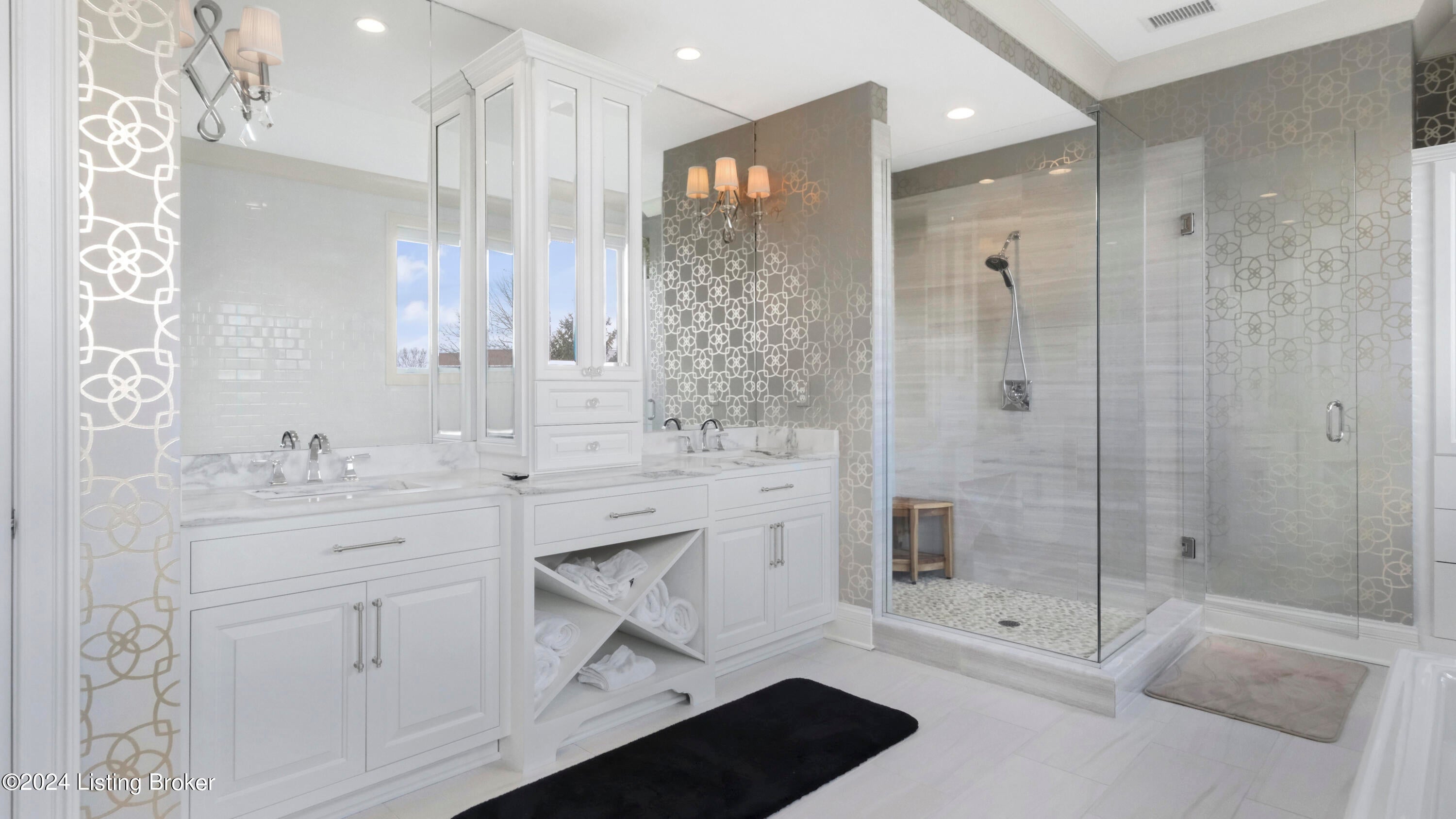 Louisville, Kentucky, 40241, United States, 3 Bedrooms Bedrooms, ,3 BathroomsBathrooms,Residential,Active,1946524