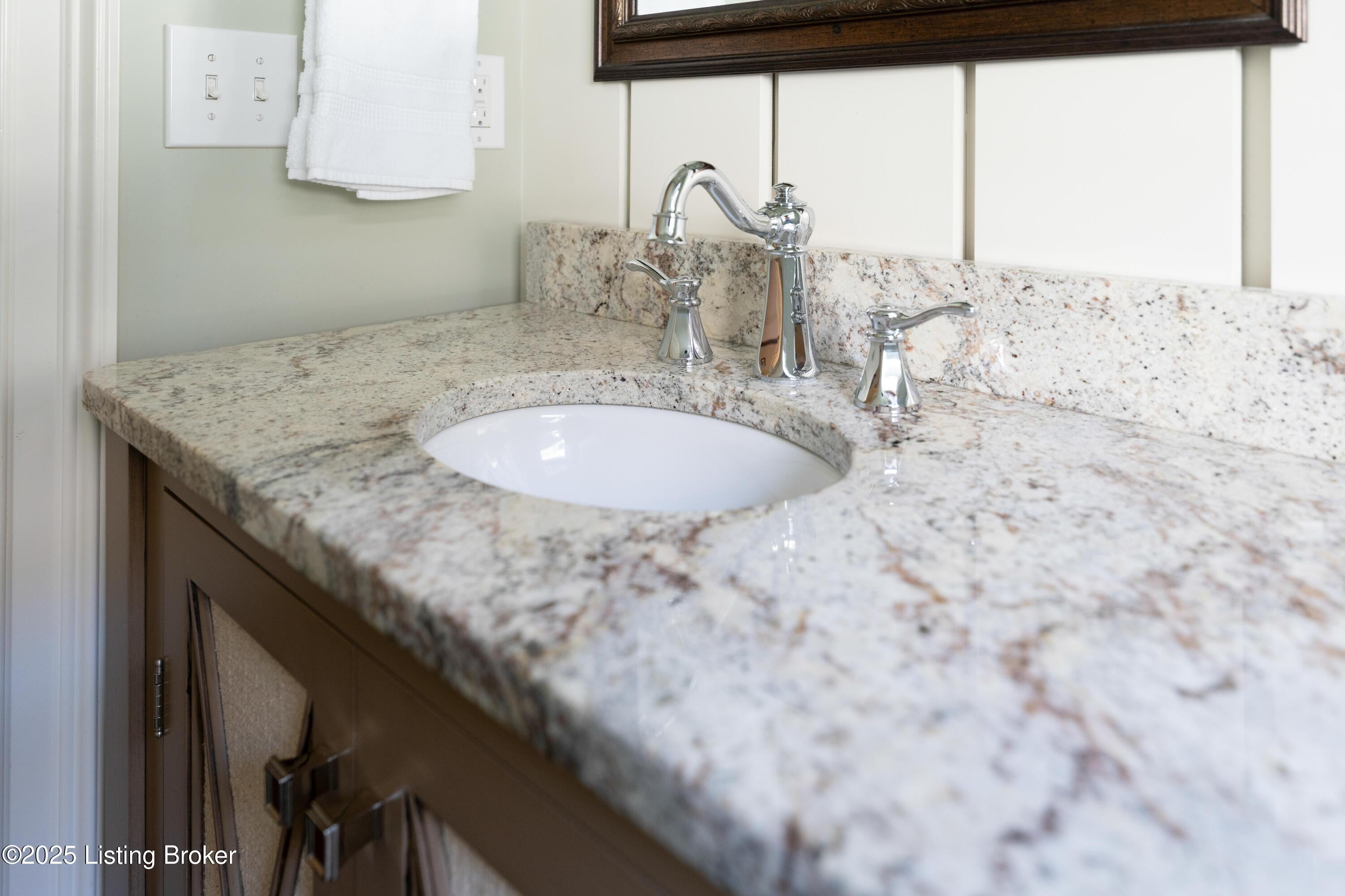 Prospect, Kentucky, 40059, United States, 4 Bedrooms Bedrooms, ,4 BathroomsBathrooms,Residential,Active,1969754