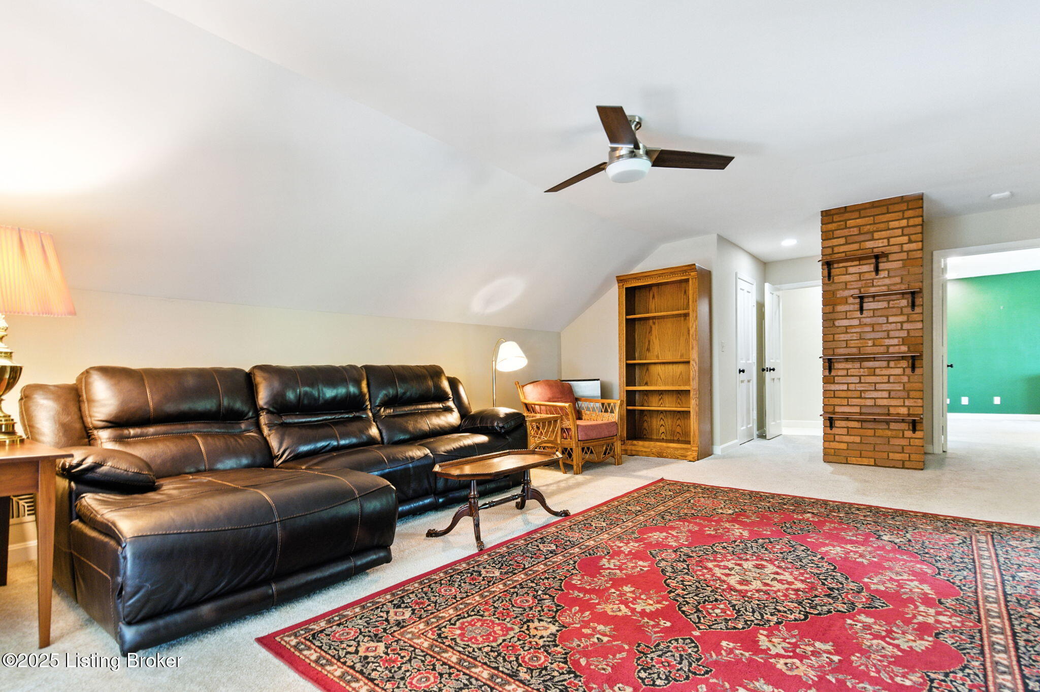 Louisville, Kentucky, 40222, United States, 5 Bedrooms Bedrooms, ,5 BathroomsBathrooms,Residential,Active,1929431